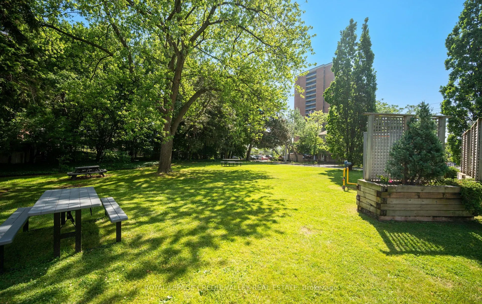 2263 Marine Drive, #601