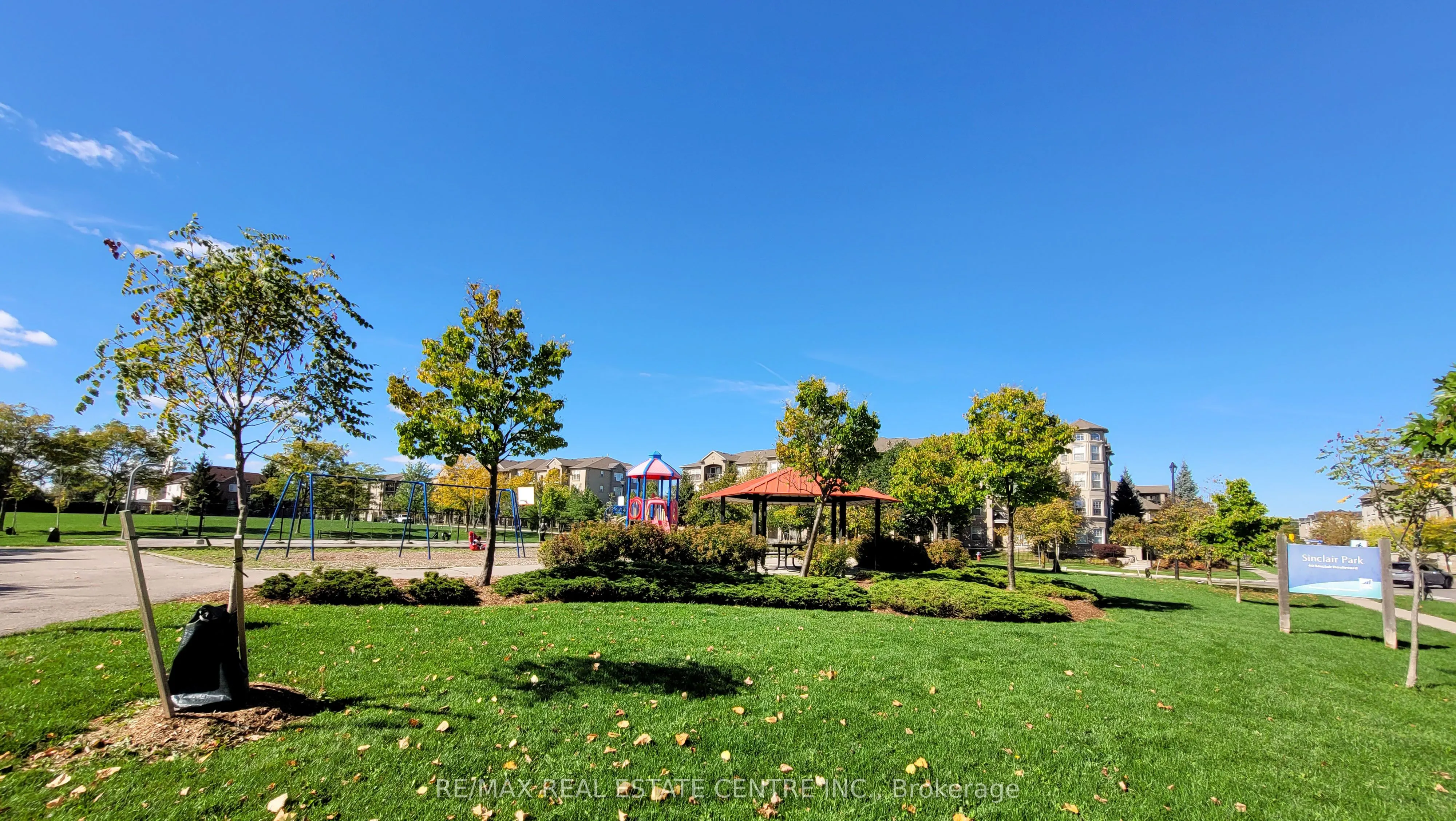 1380 Main Street E, #204