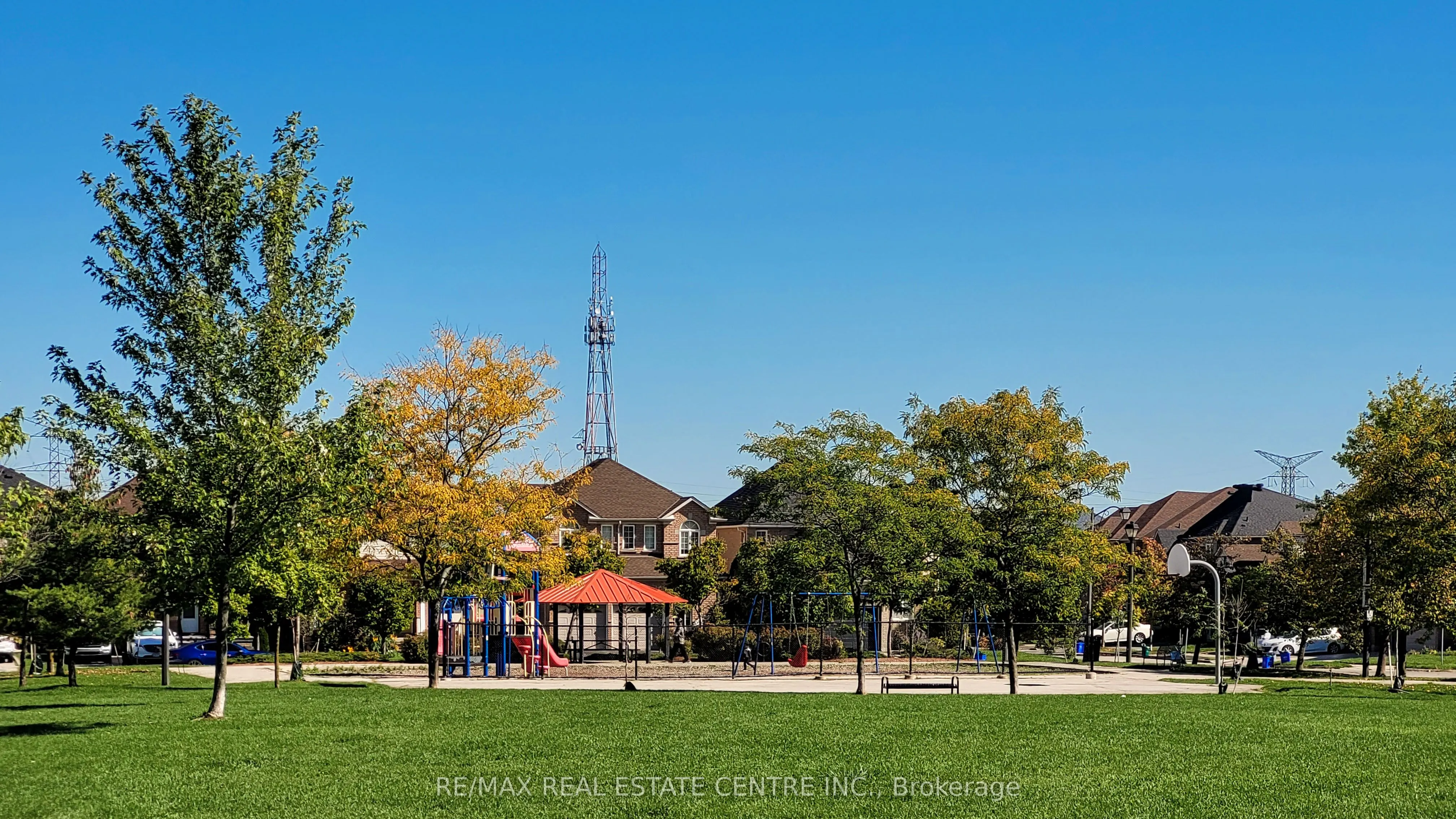 1380 Main Street E, #204