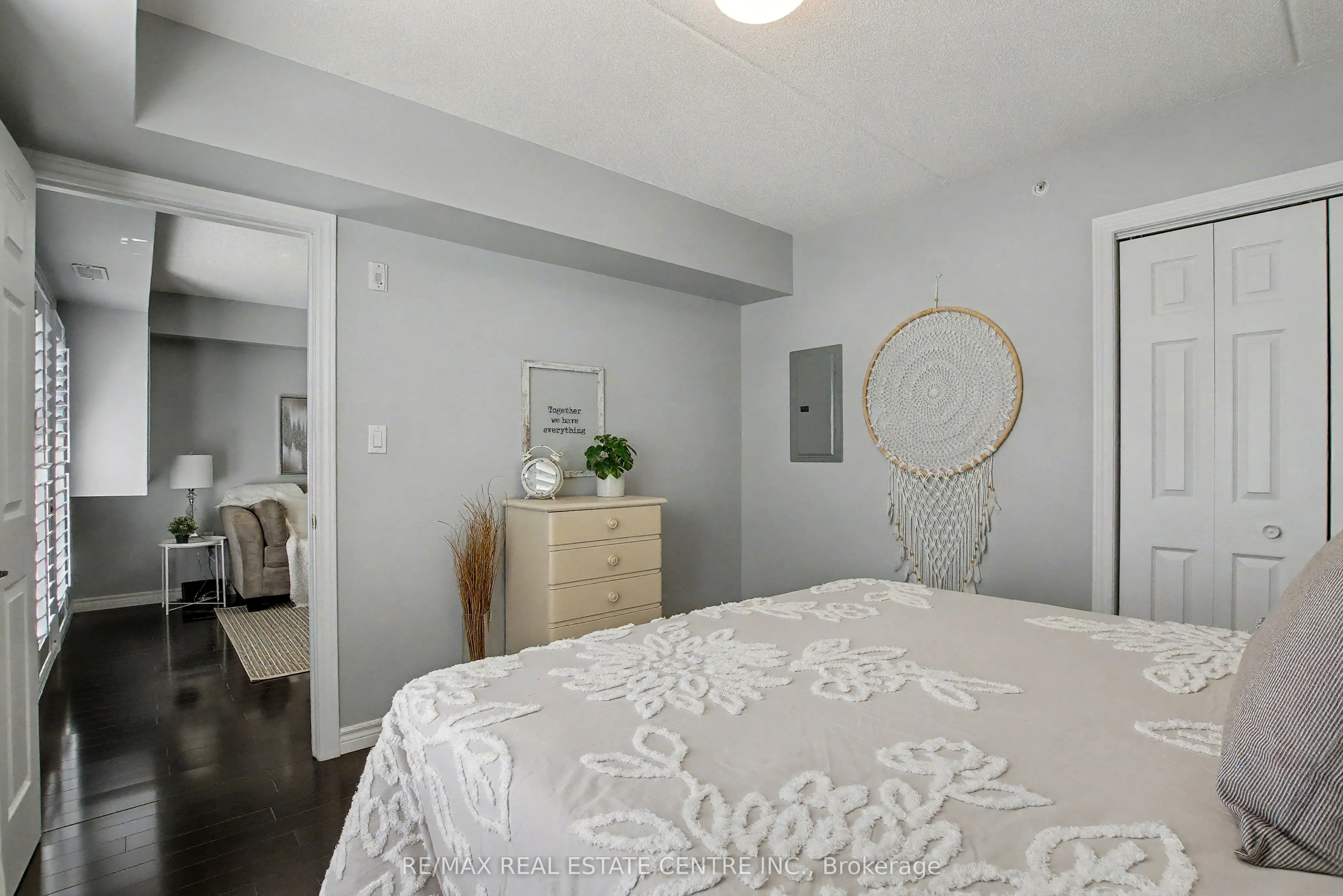 1380 Main Street E, #204