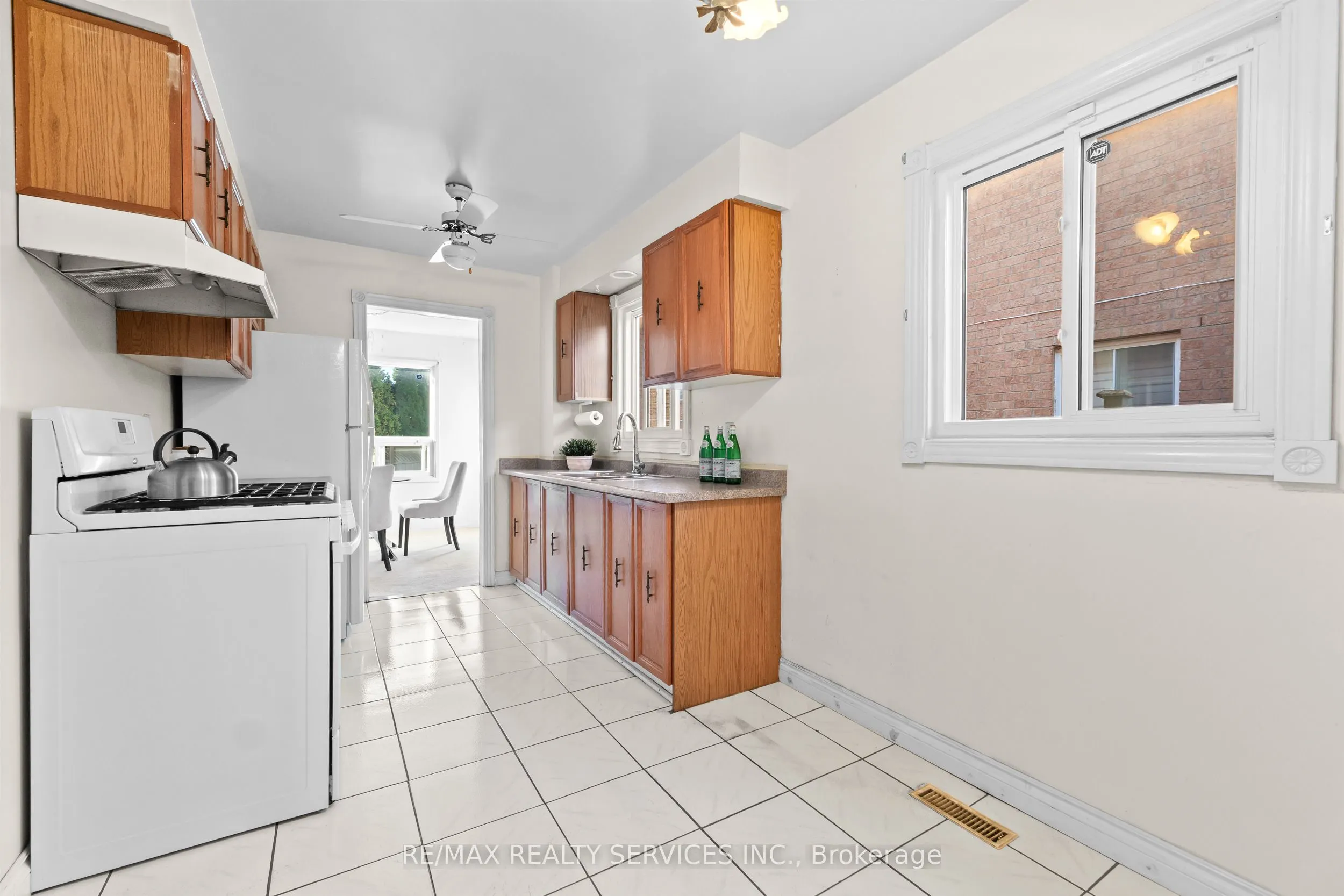 67 Wildercroft Avenue
