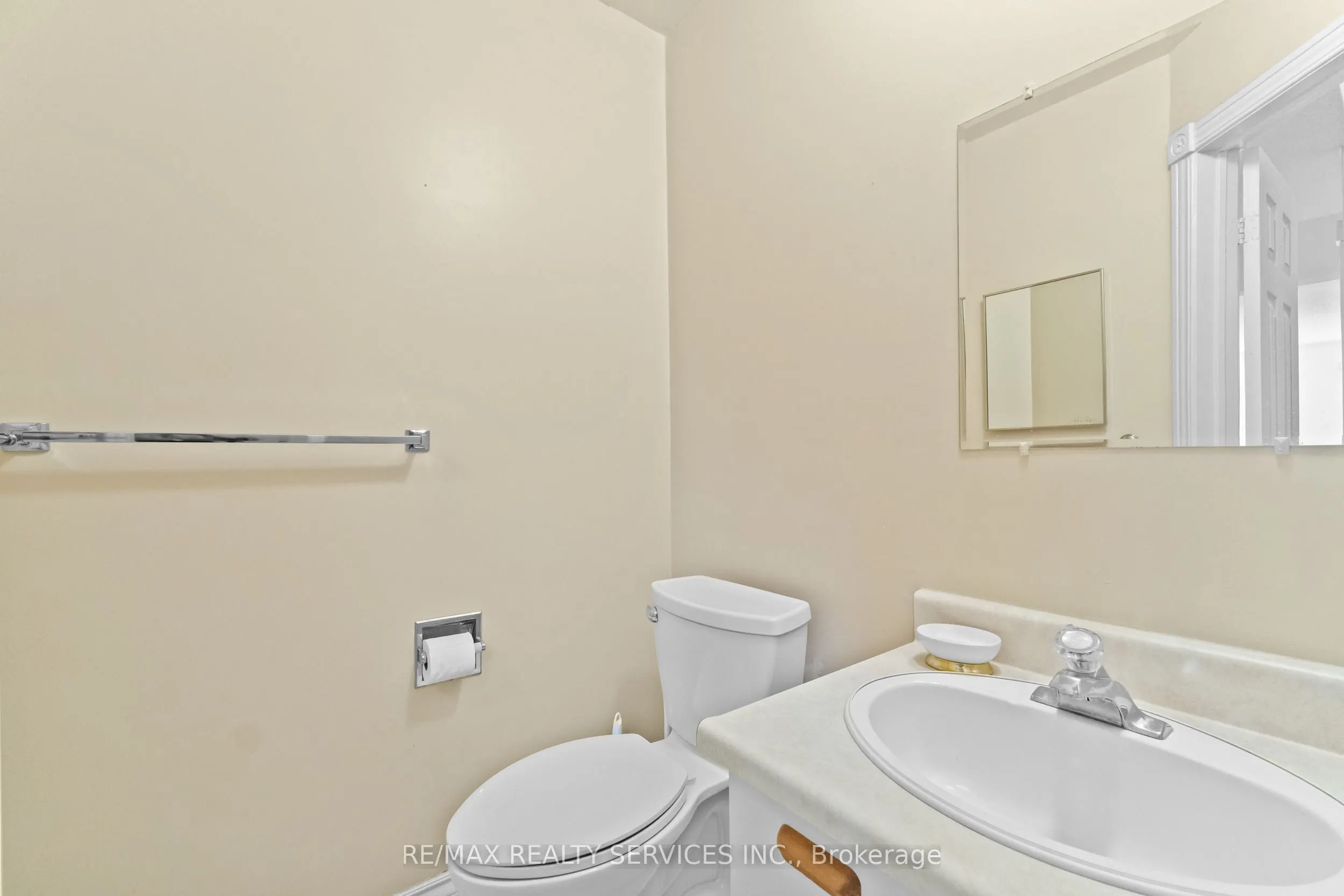 67 Wildercroft Avenue