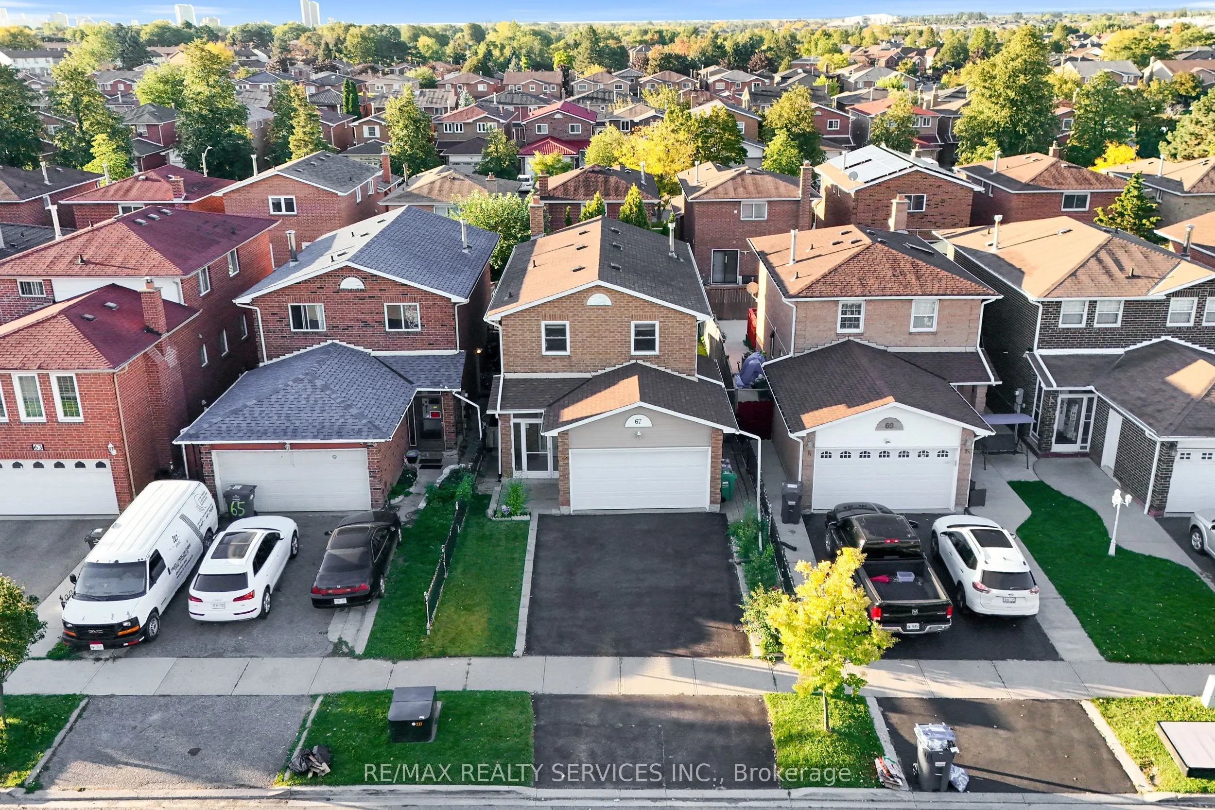 67 Wildercroft Avenue