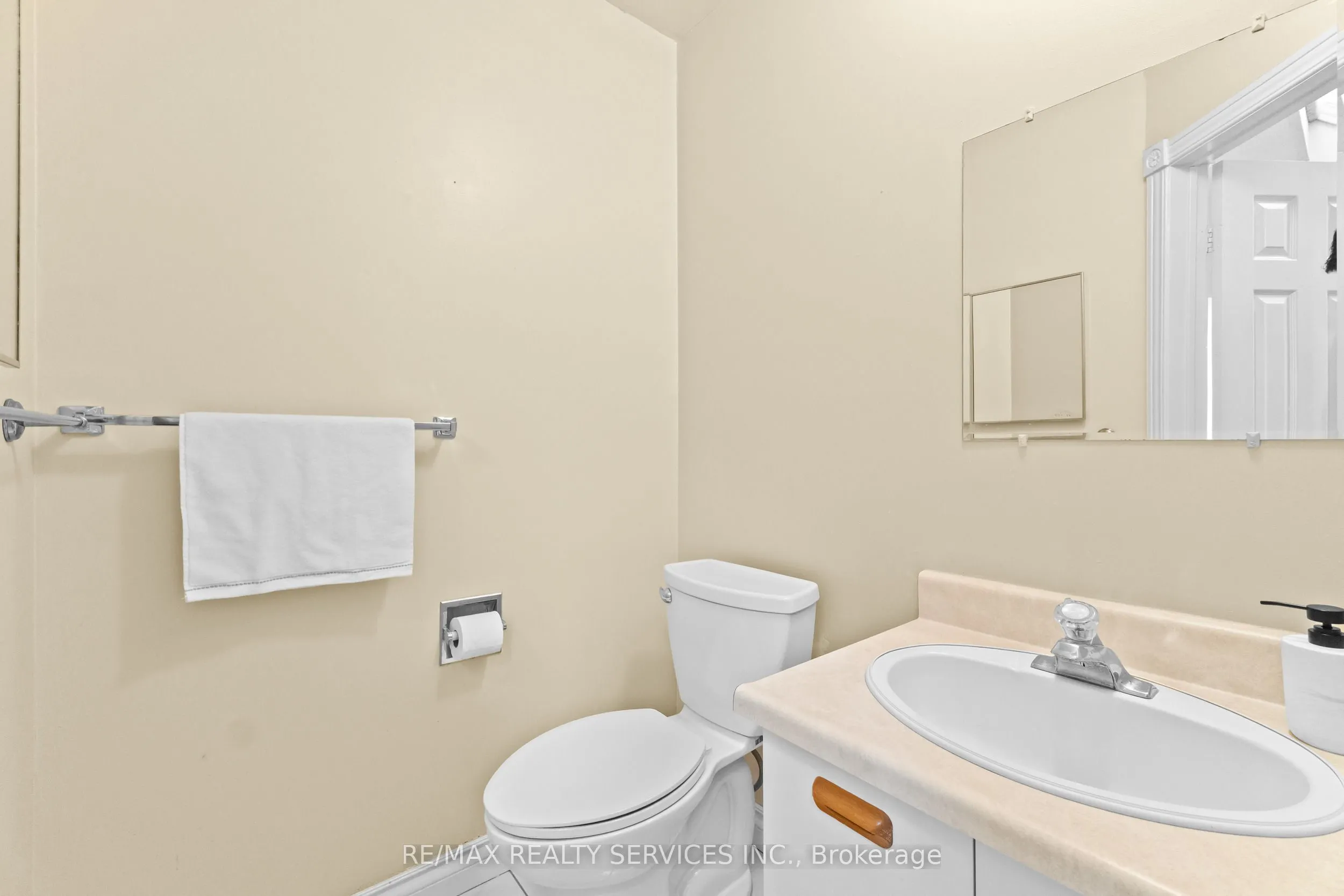 67 Wildercroft Avenue