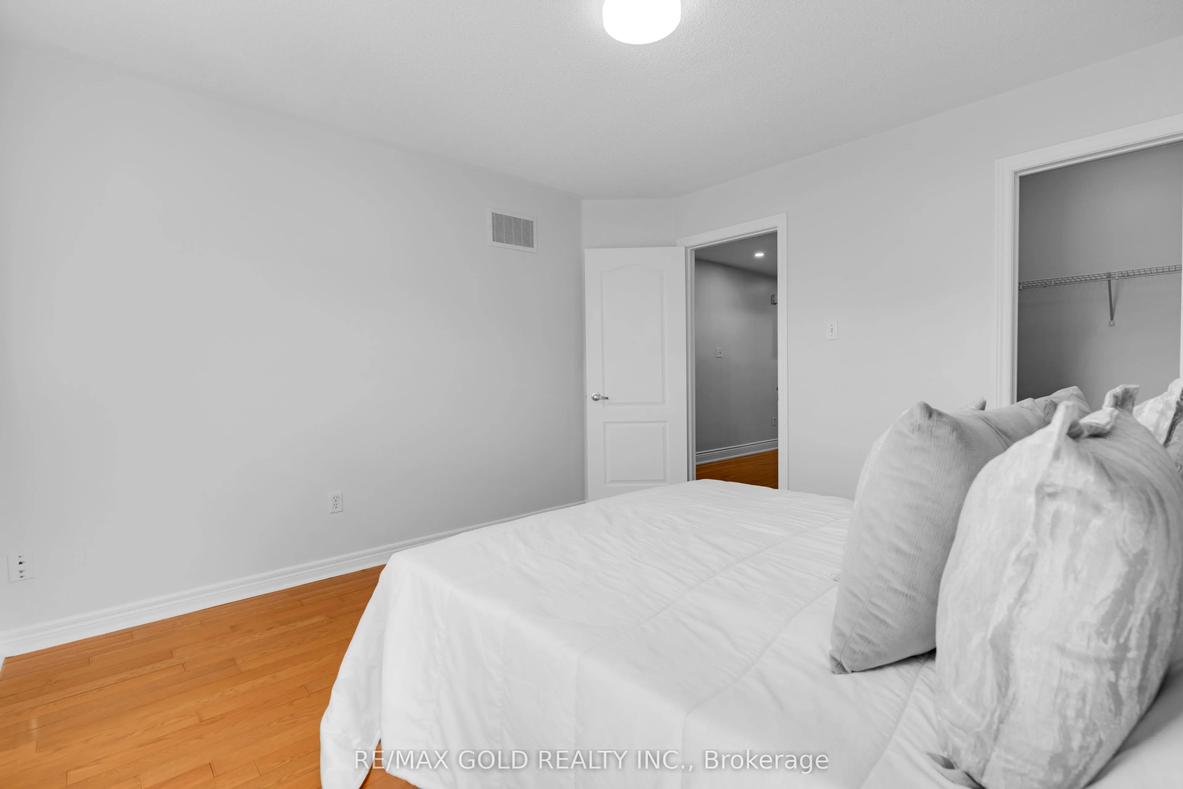 48 Fountainview Way