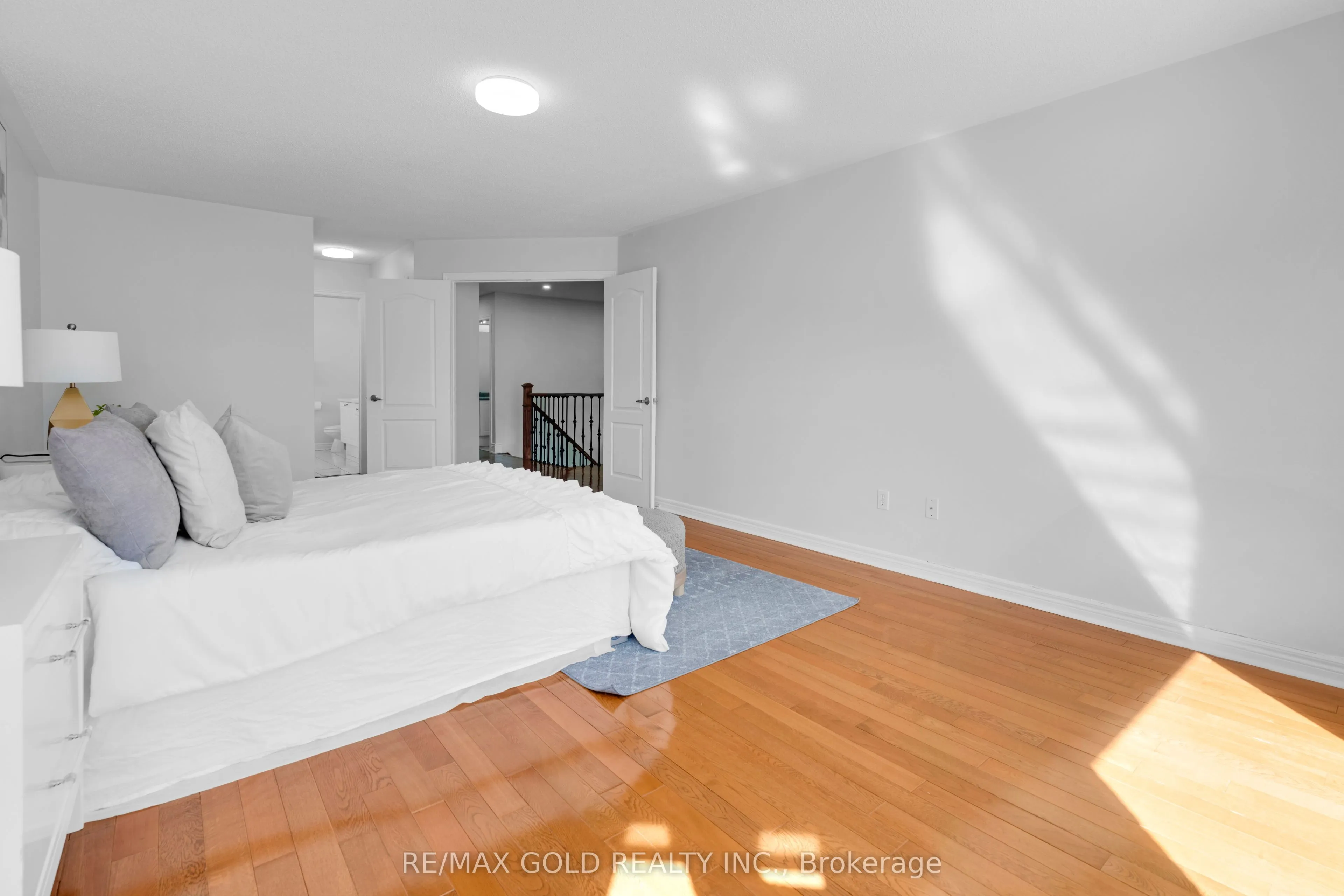 48 Fountainview Way