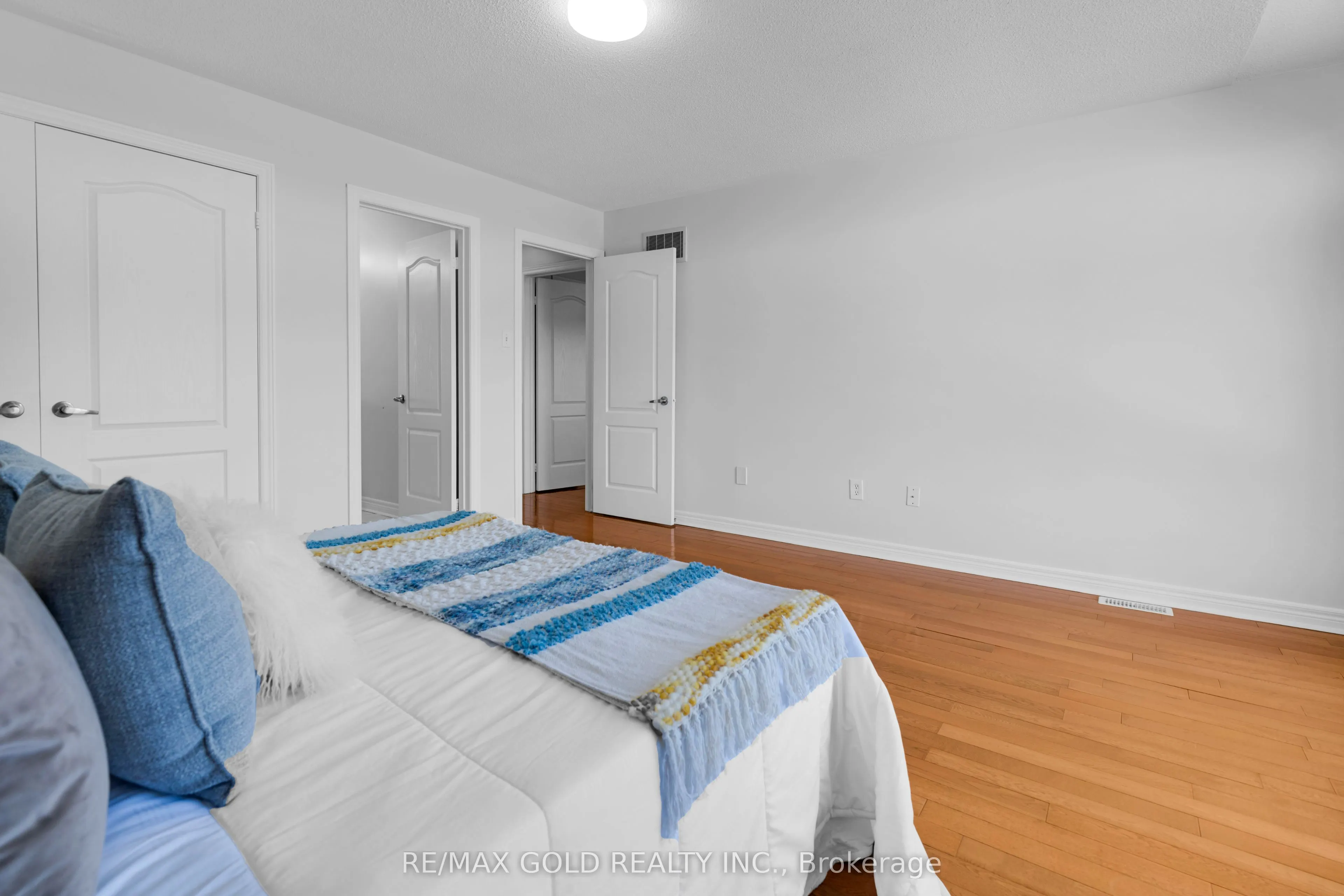 48 Fountainview Way