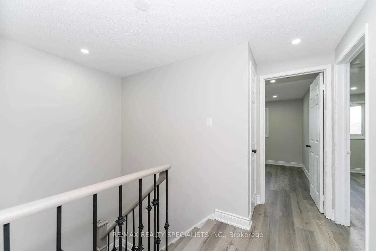 10 Sandmere Avenue, #Upper
