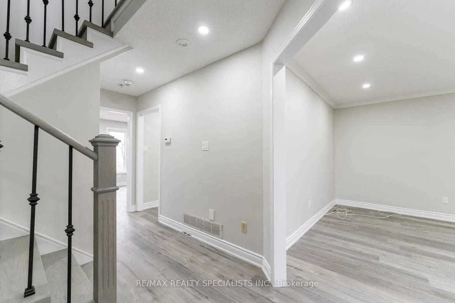 10 Sandmere Avenue, #Upper