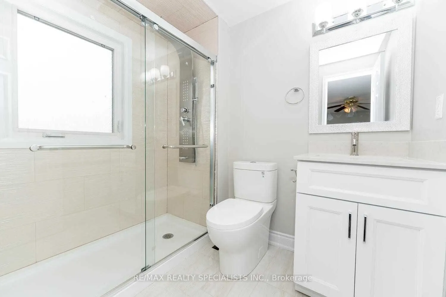 10 Sandmere Avenue, #Upper