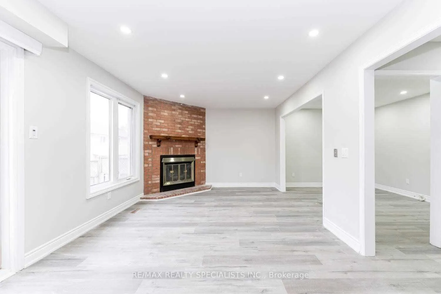 10 Sandmere Avenue, #Upper