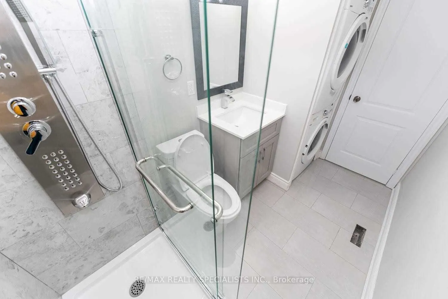 10 Sandmere Avenue, #Upper