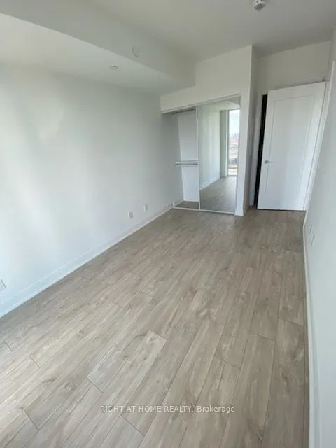 70 ANNIE CRAIG Drive, #1810