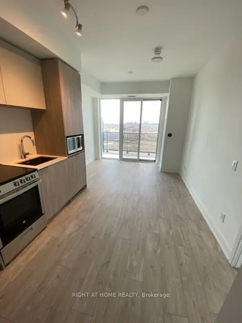 70 ANNIE CRAIG Drive, #1810