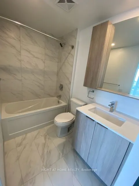 70 ANNIE CRAIG Drive, #1810