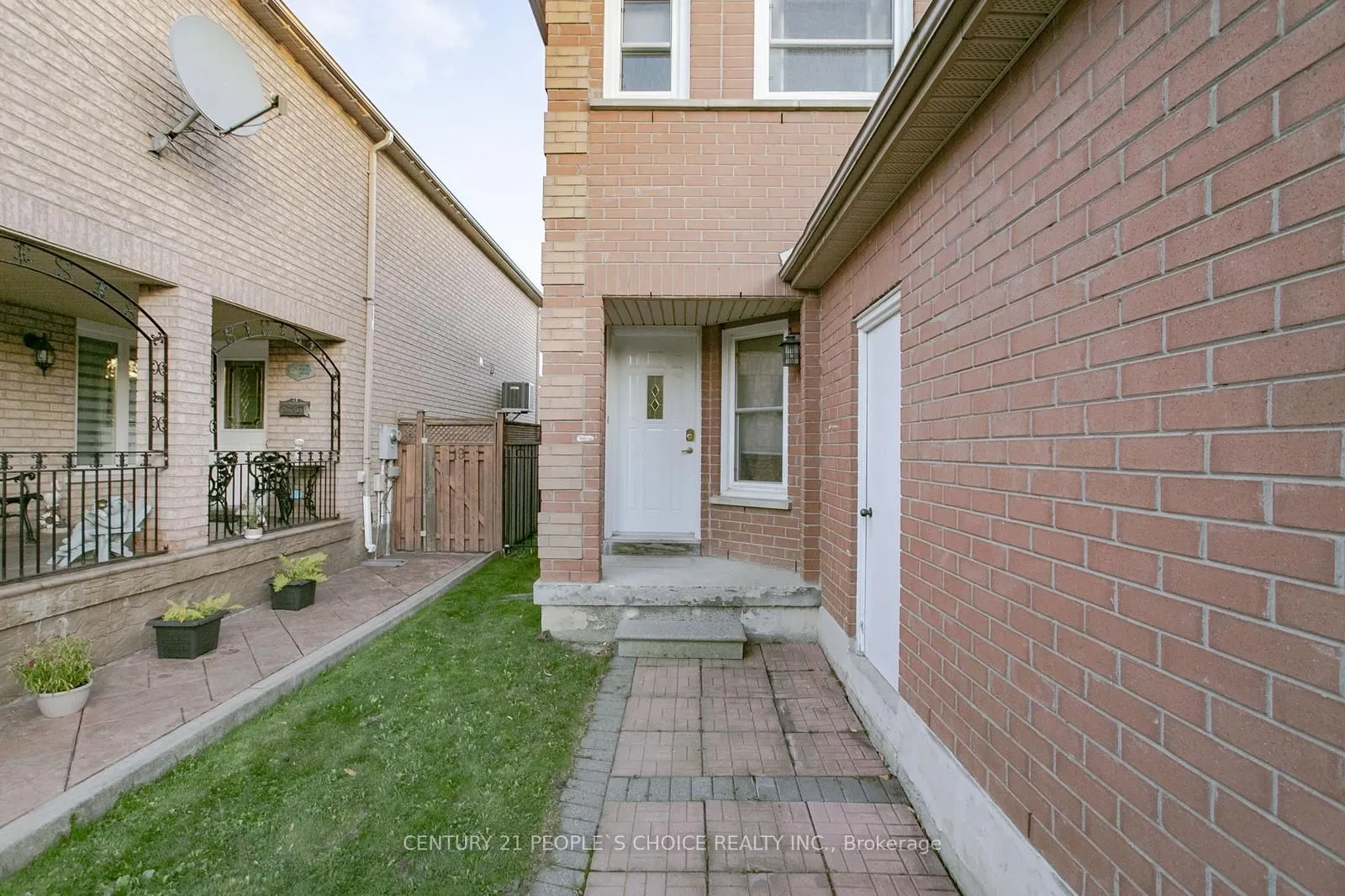17 Caruso Drive