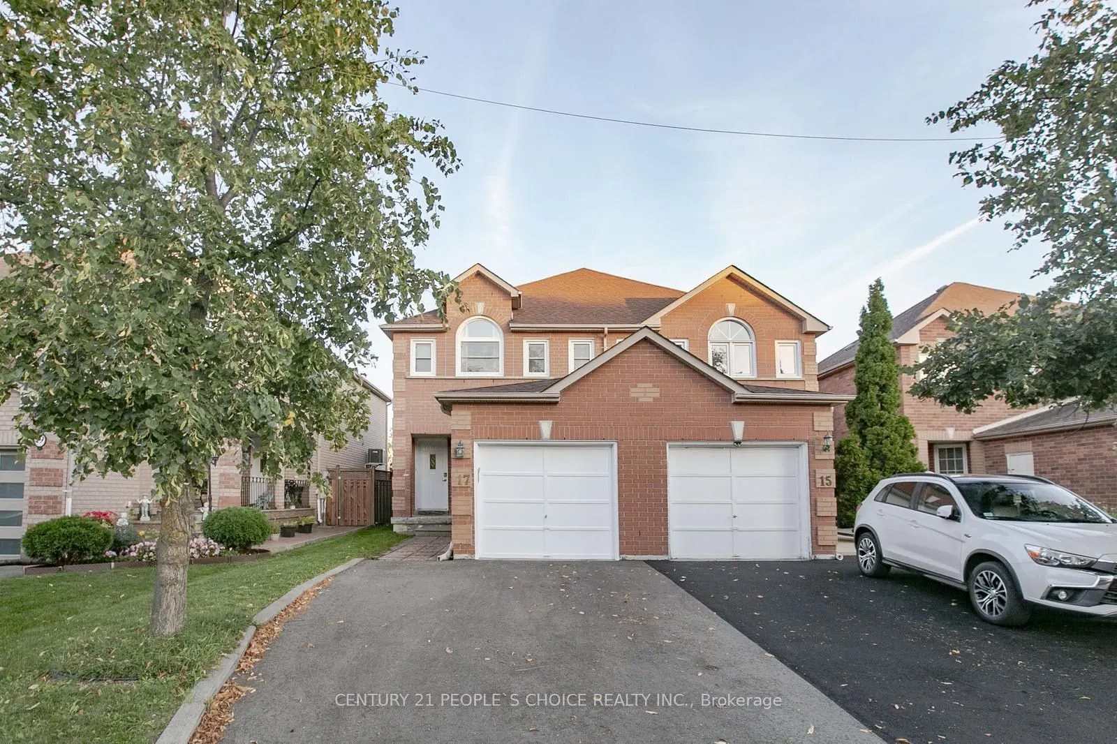 17 Caruso Drive