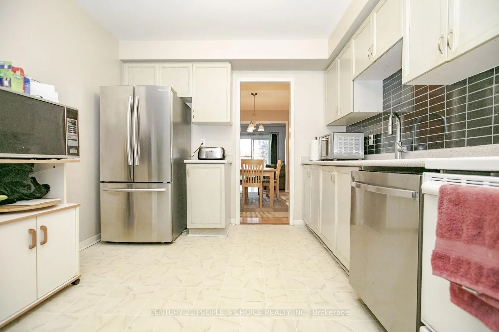 17 Caruso Drive