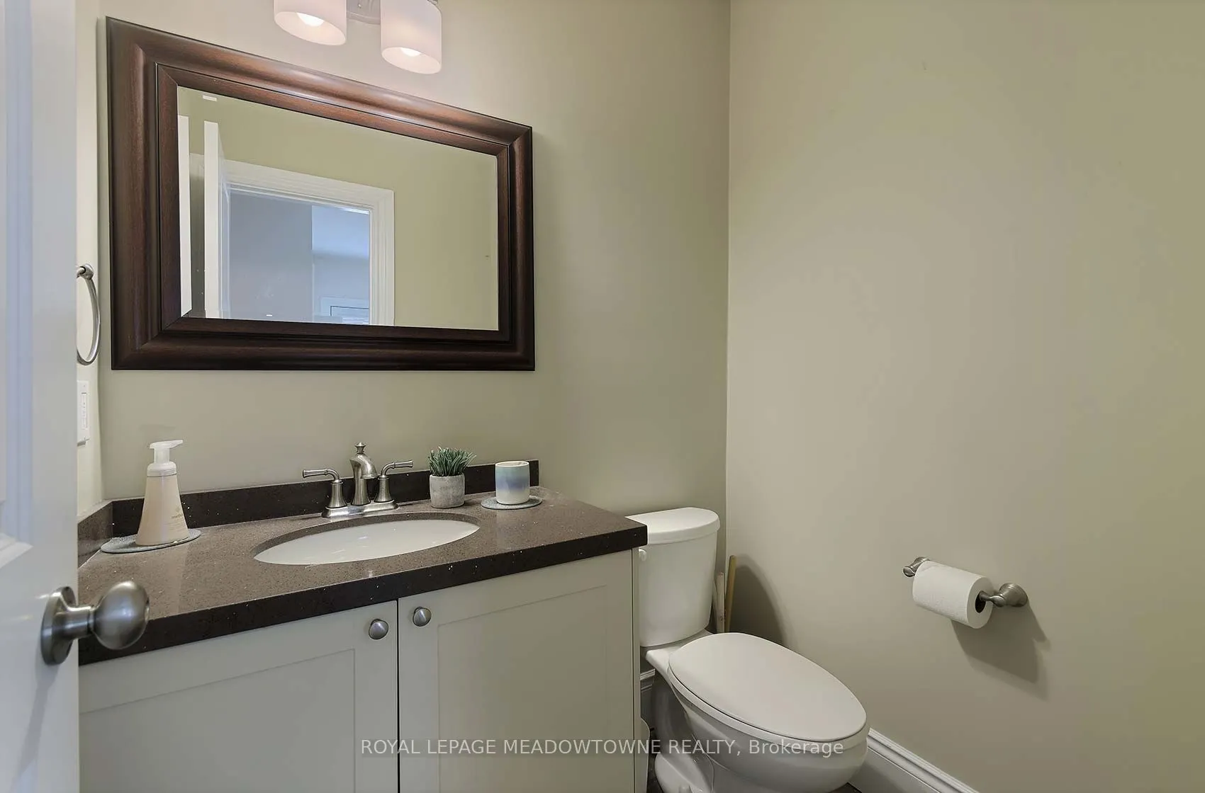 307a Queen Street S, #A