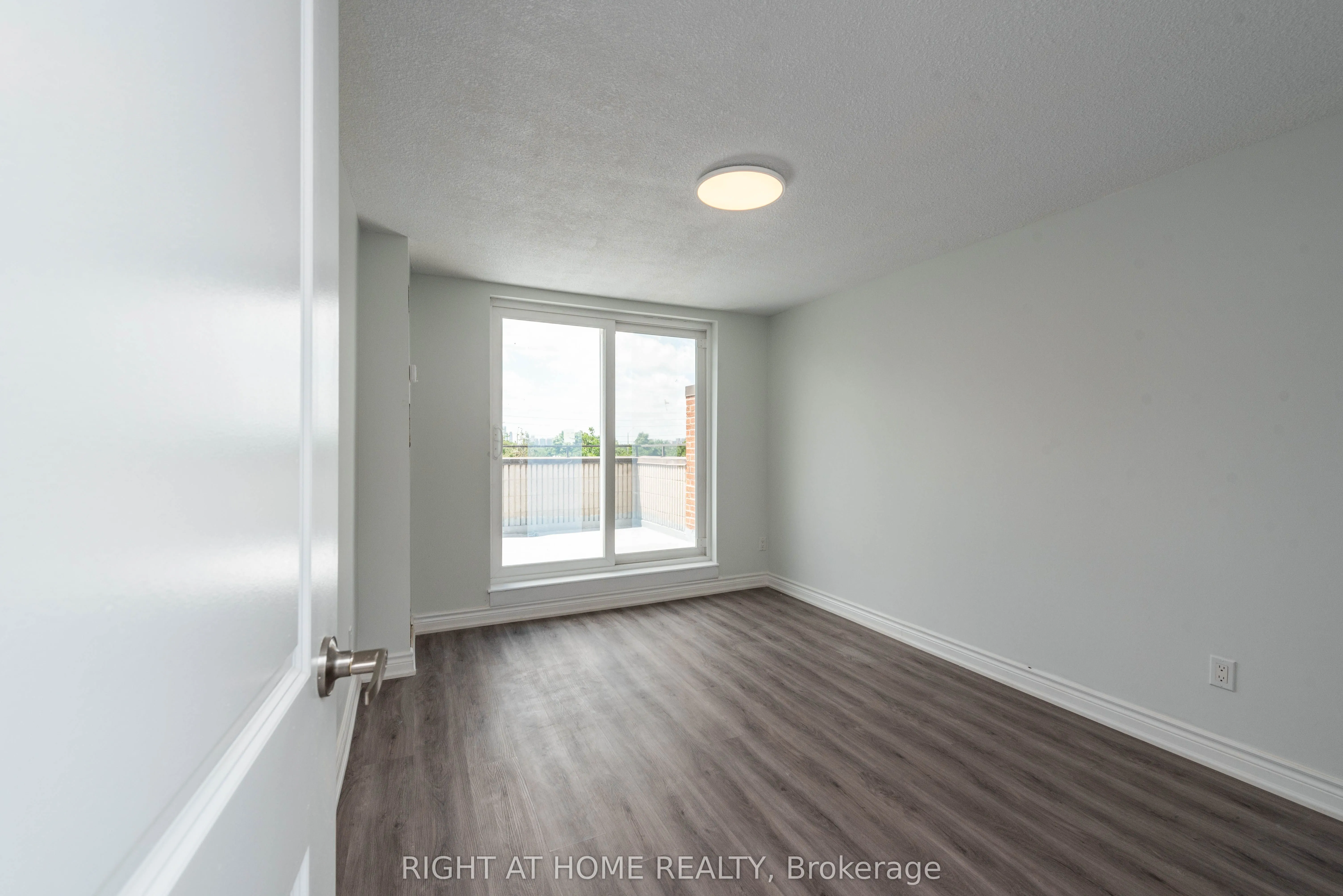 1395 Williamsport Drive, #357
