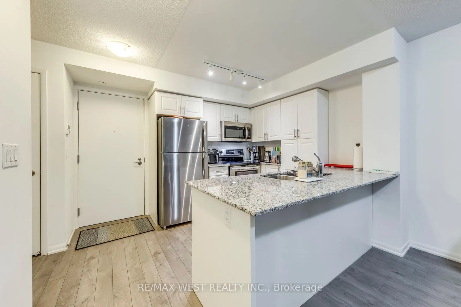 3091 Dufferin Street, #435