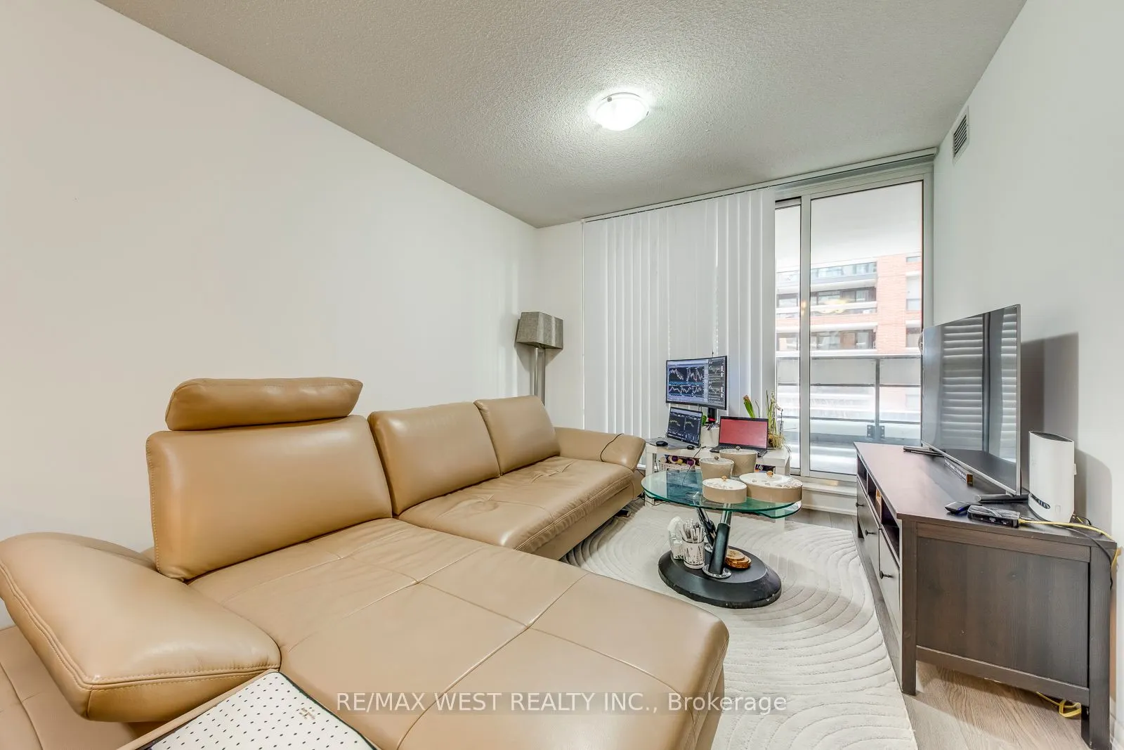 3091 Dufferin Street, #435