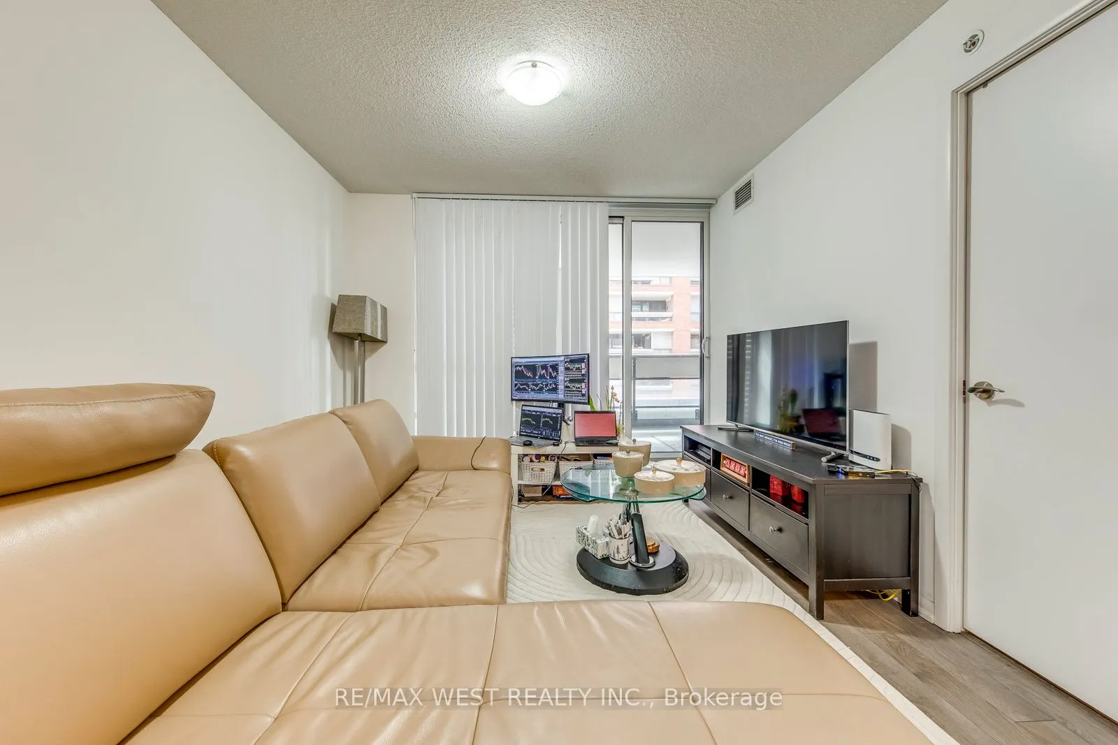 3091 Dufferin Street, #435