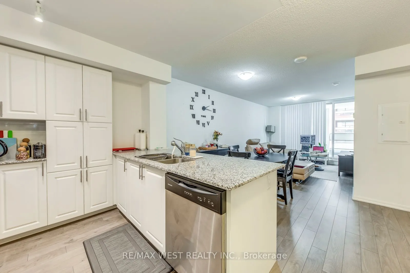 3091 Dufferin Street, #435