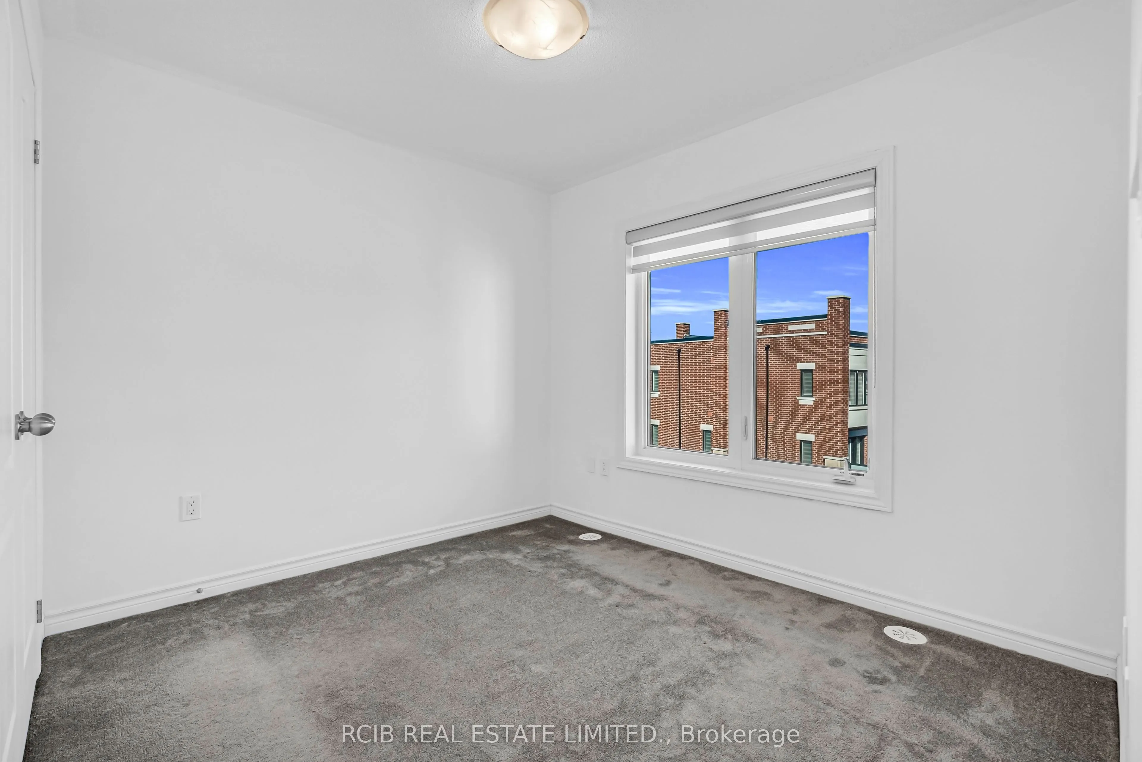 7 Tiveron Avenue