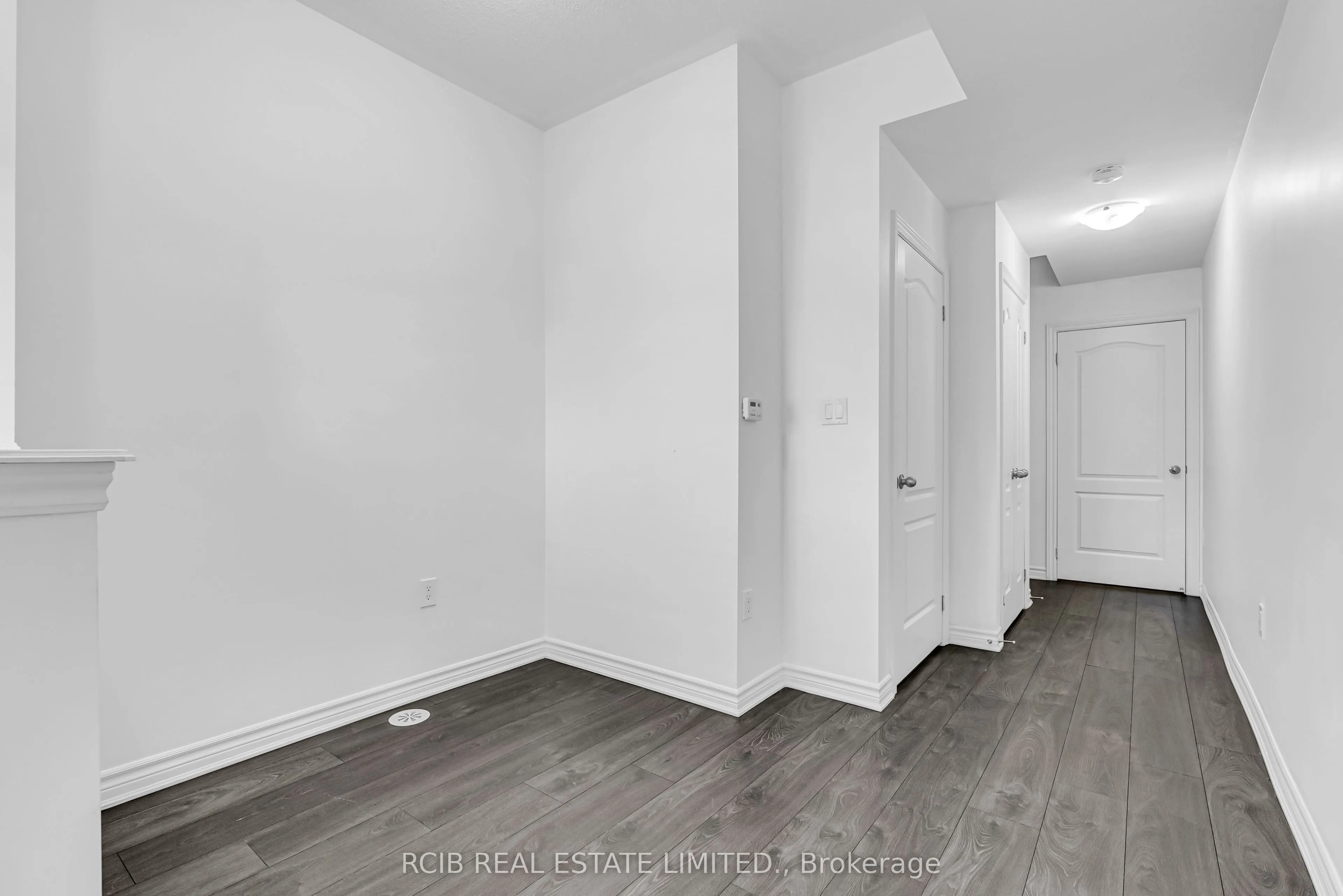 7 Tiveron Avenue