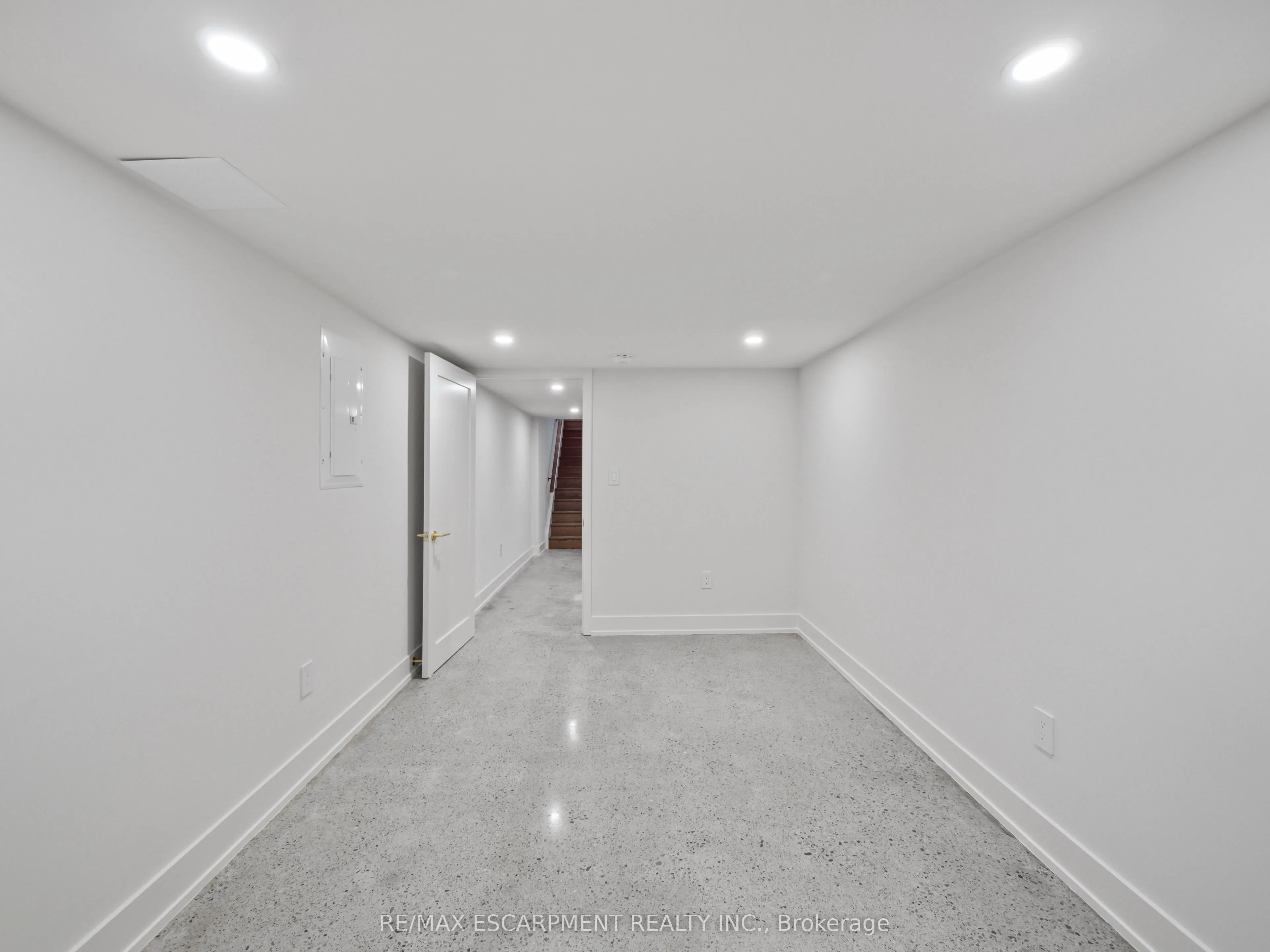 46 O'hara Avenue, #4