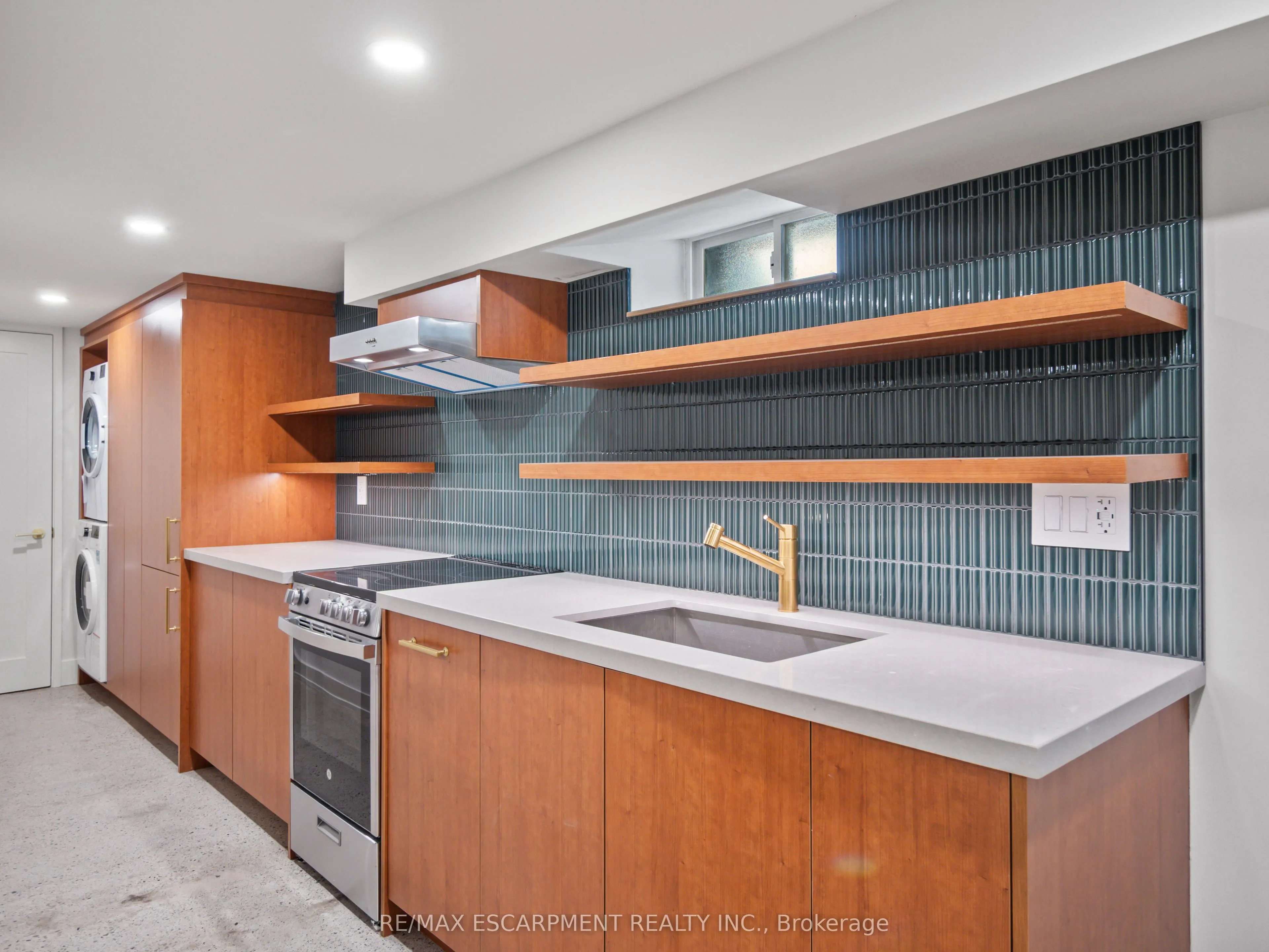 46 O'hara Avenue, #4