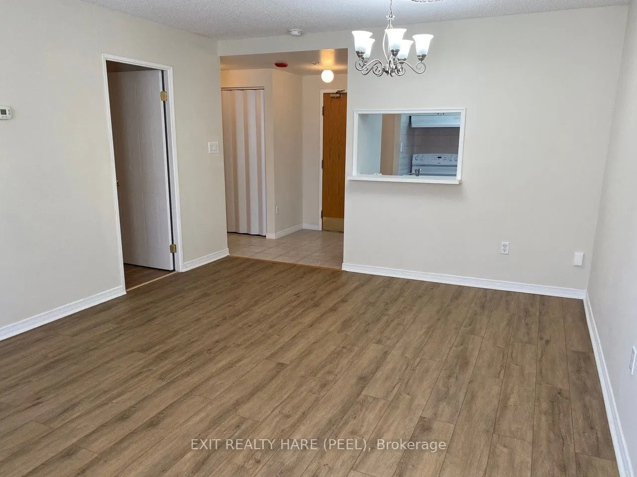 8351 Mclaughlin Road S, #102