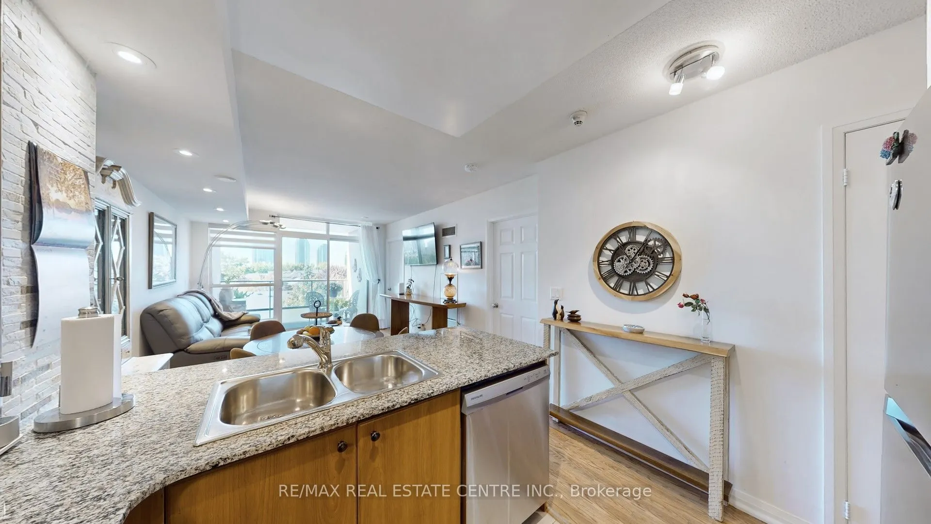 220 Forum Drive, #505