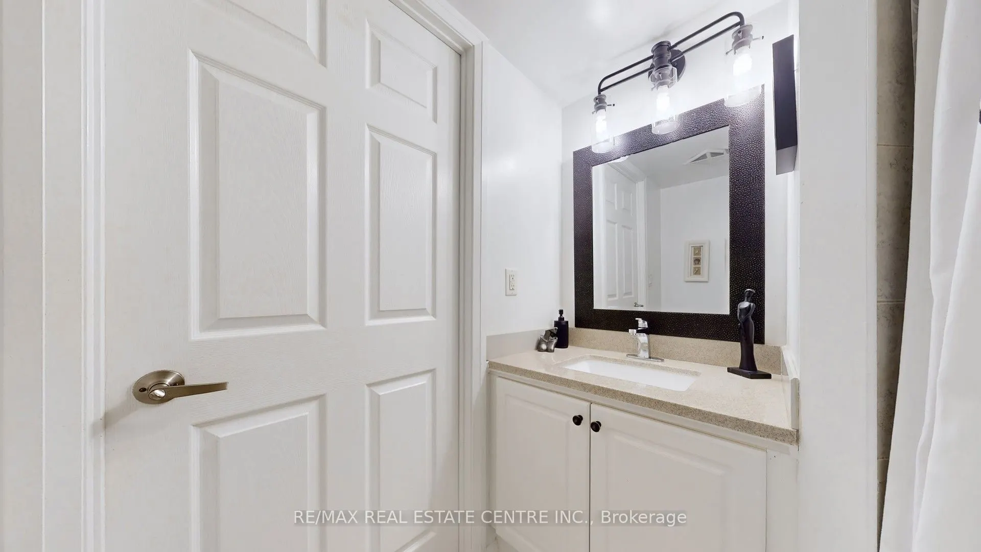 220 Forum Drive, #505