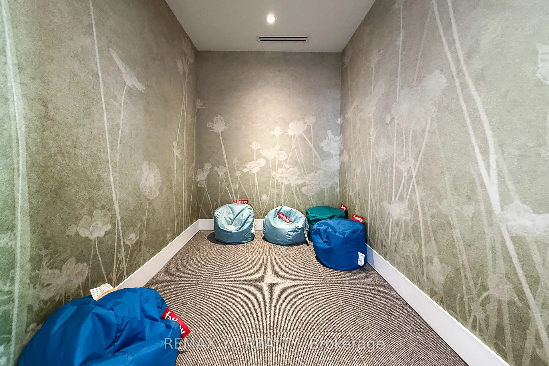 3100 Keele Street, #803