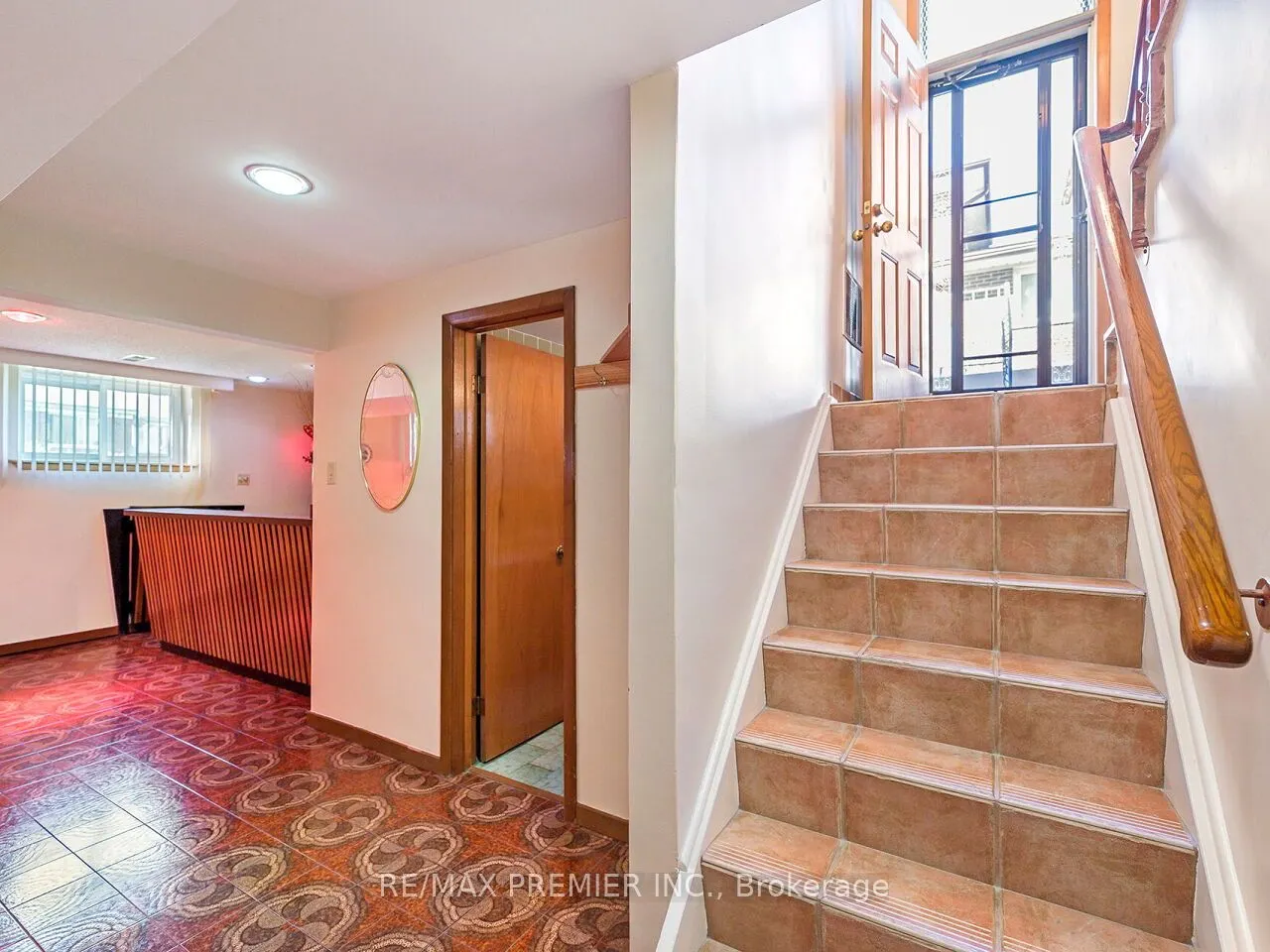 33 Clair Road