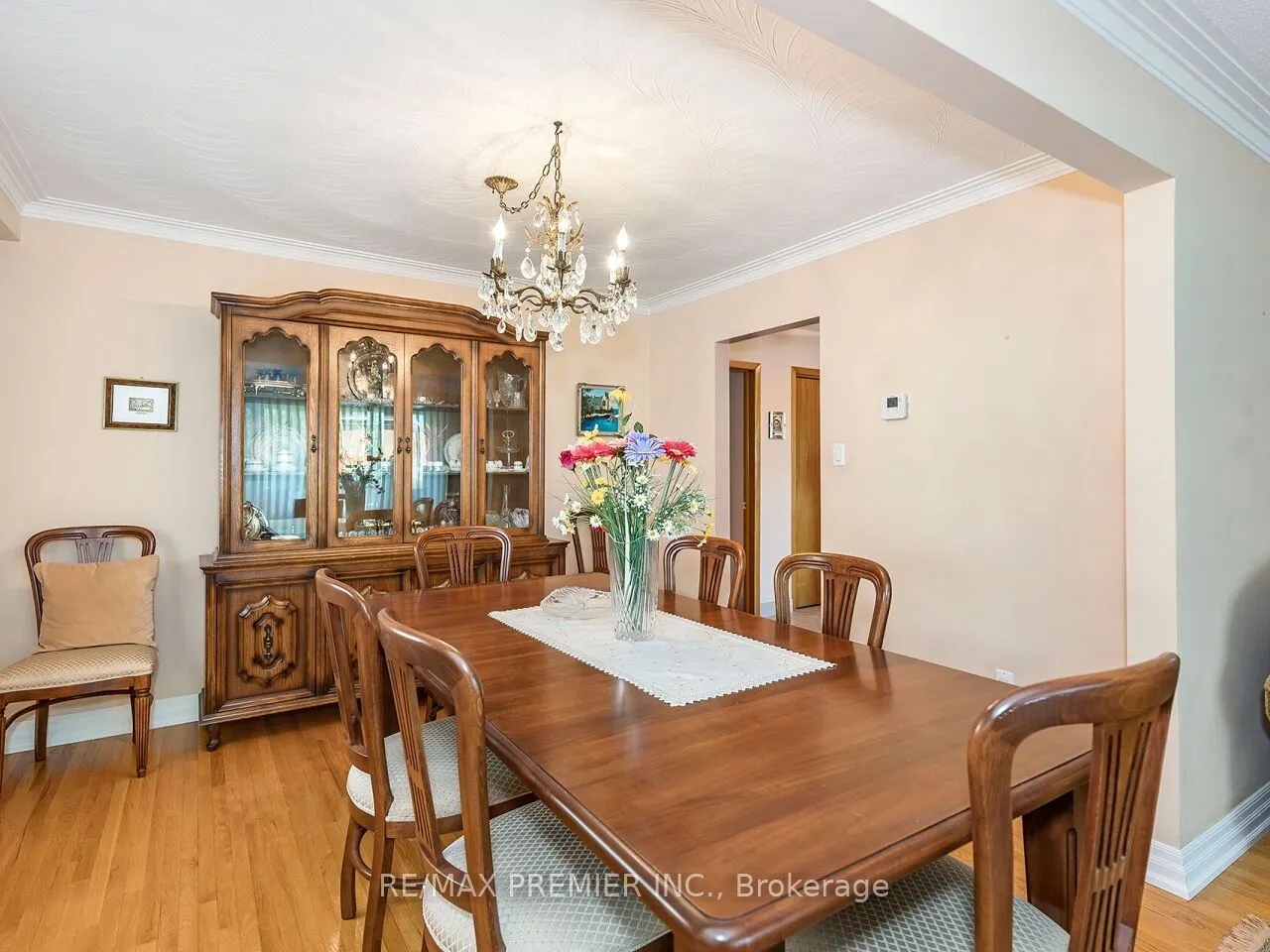 33 Clair Road