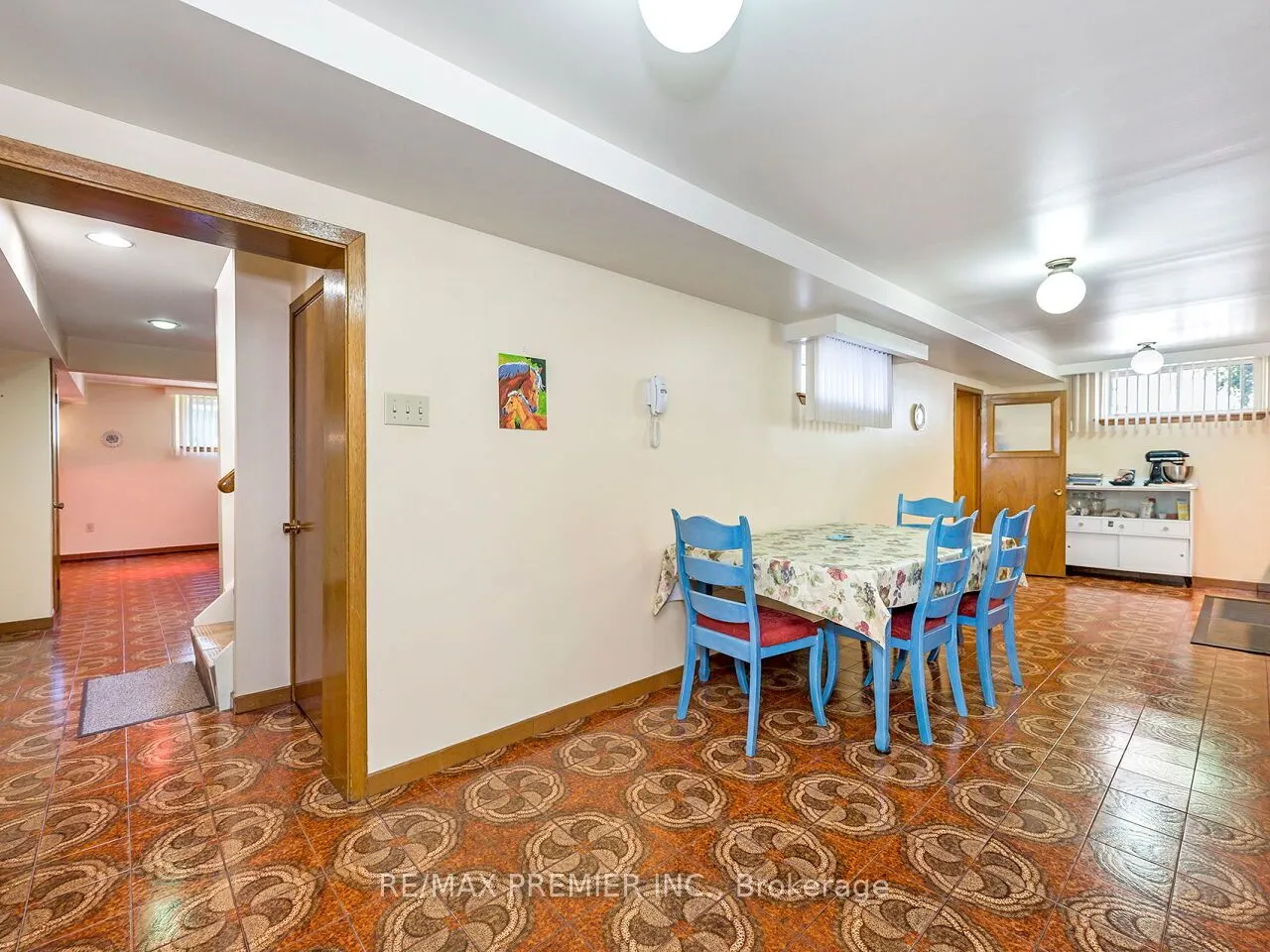 33 Clair Road