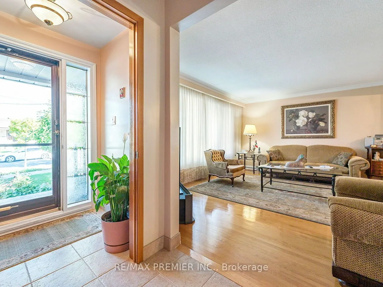 33 Clair Road