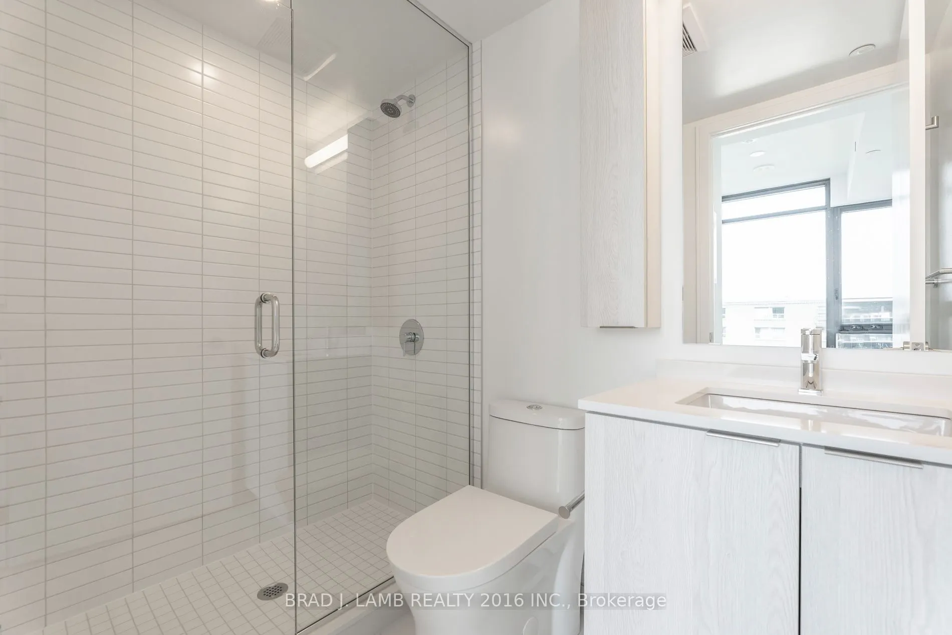 86 Dundas Street E, #1010
