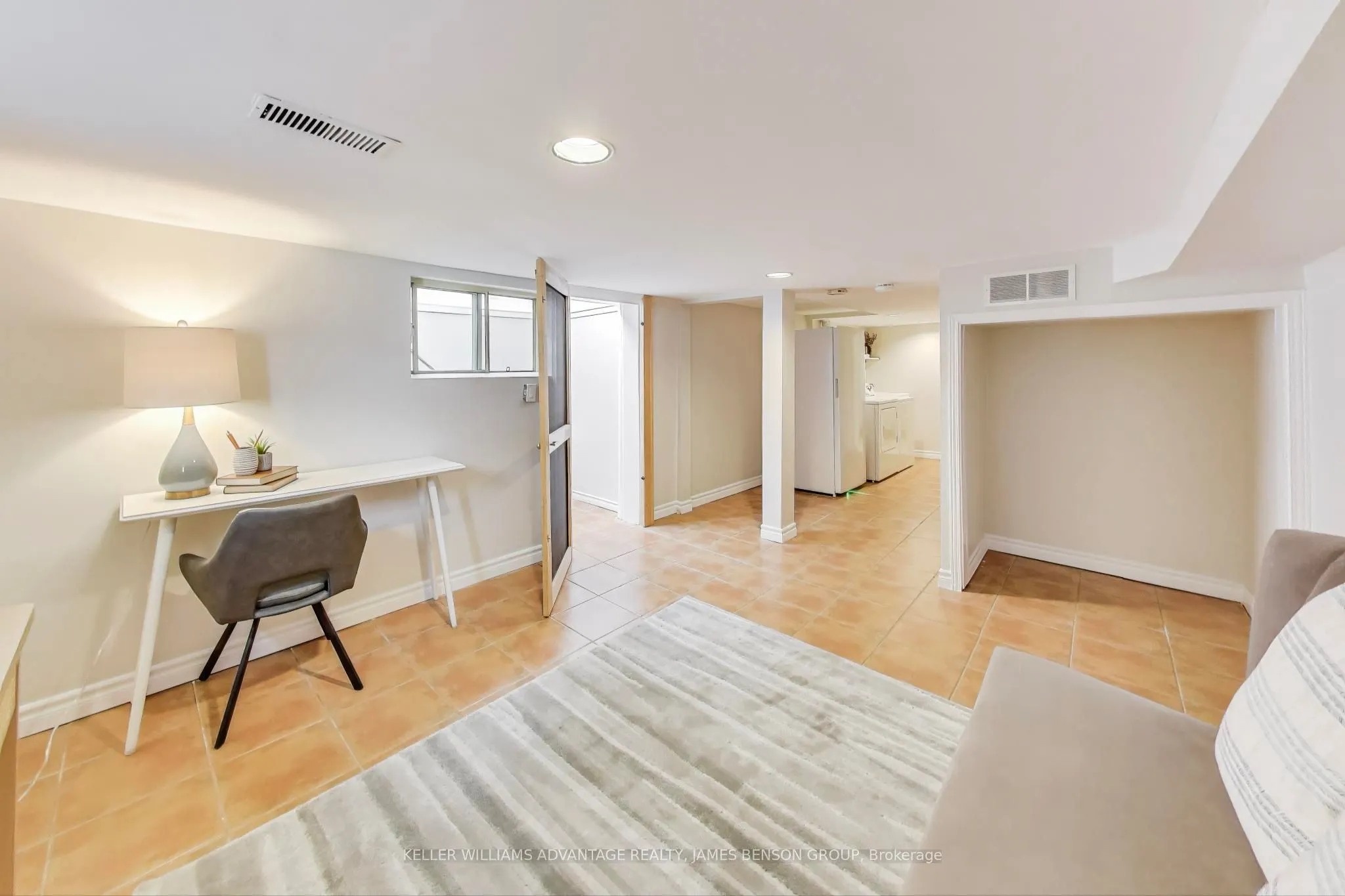 1188 Mineola Gardens