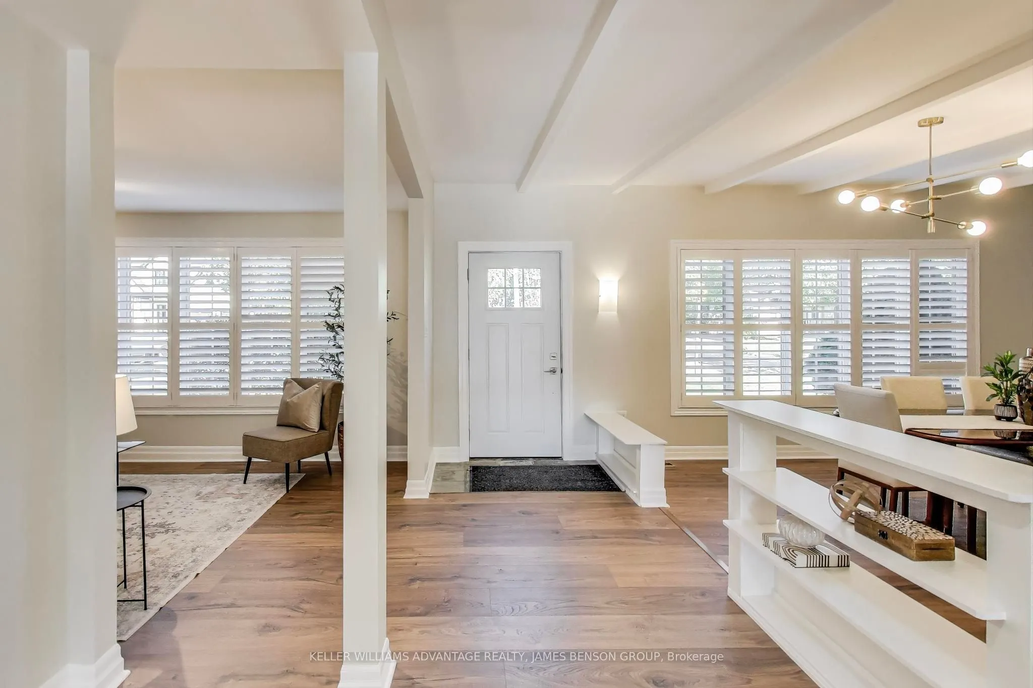 1188 Mineola Gardens