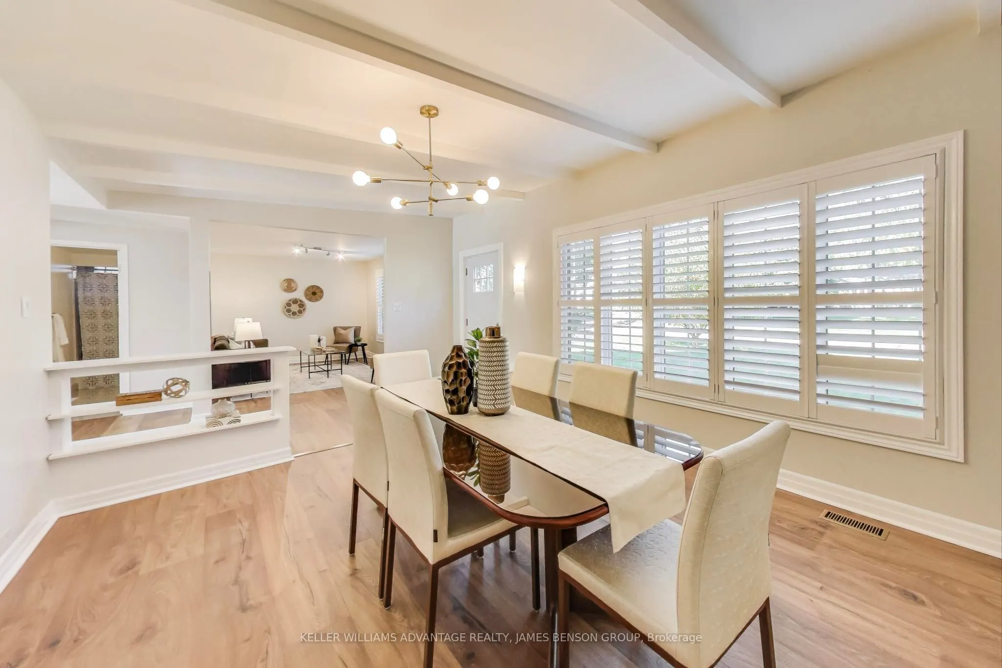 1188 Mineola Gardens