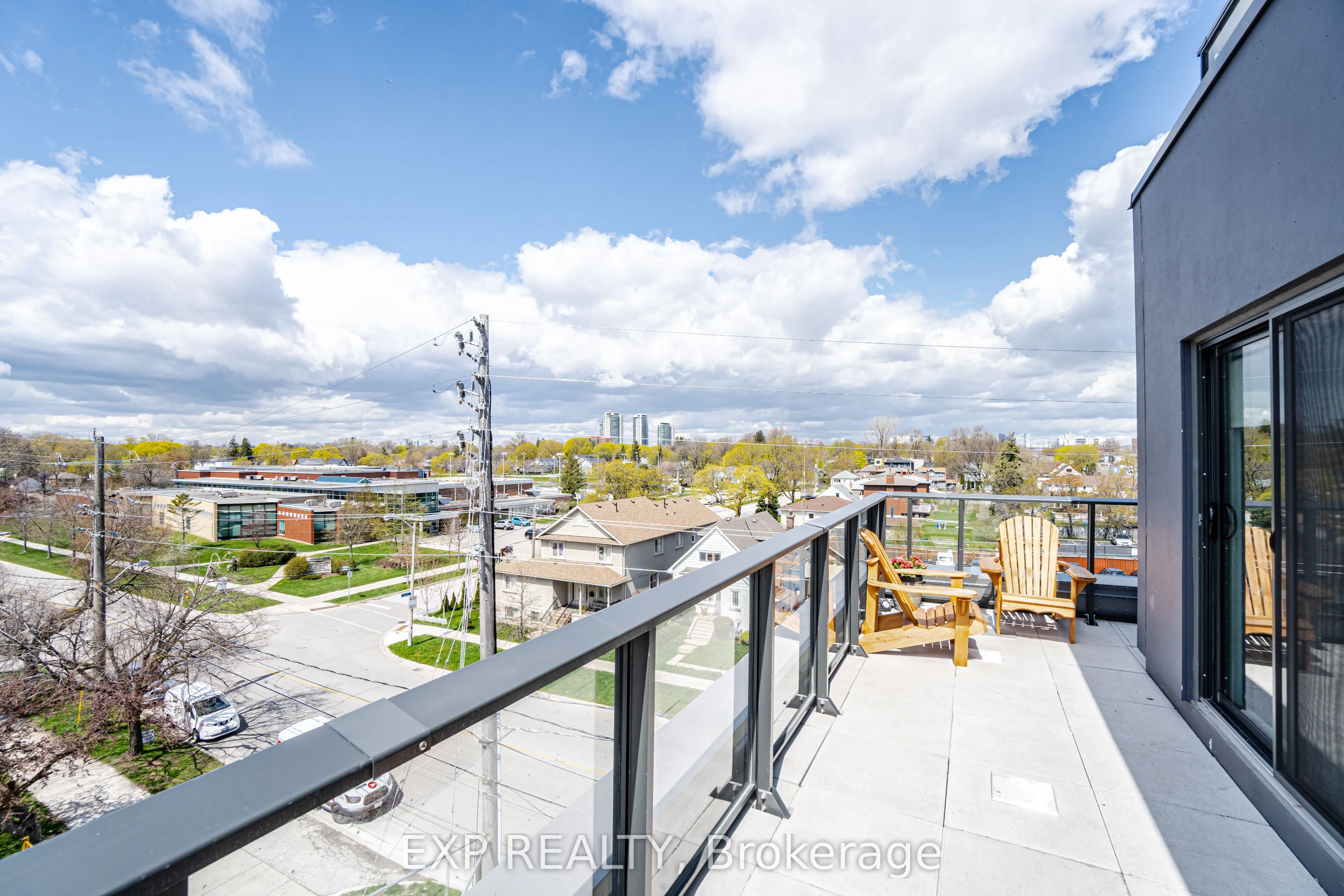 408 Browns Line, #401