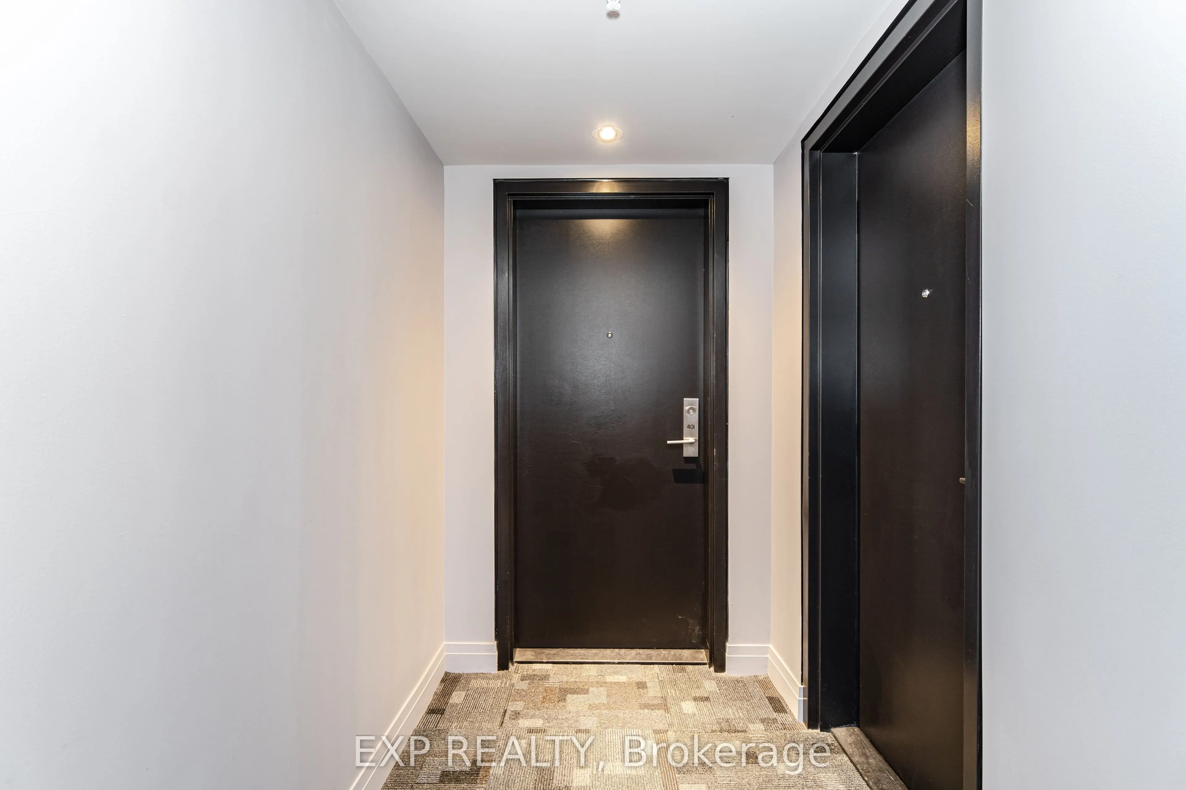 408 Browns Line, #401