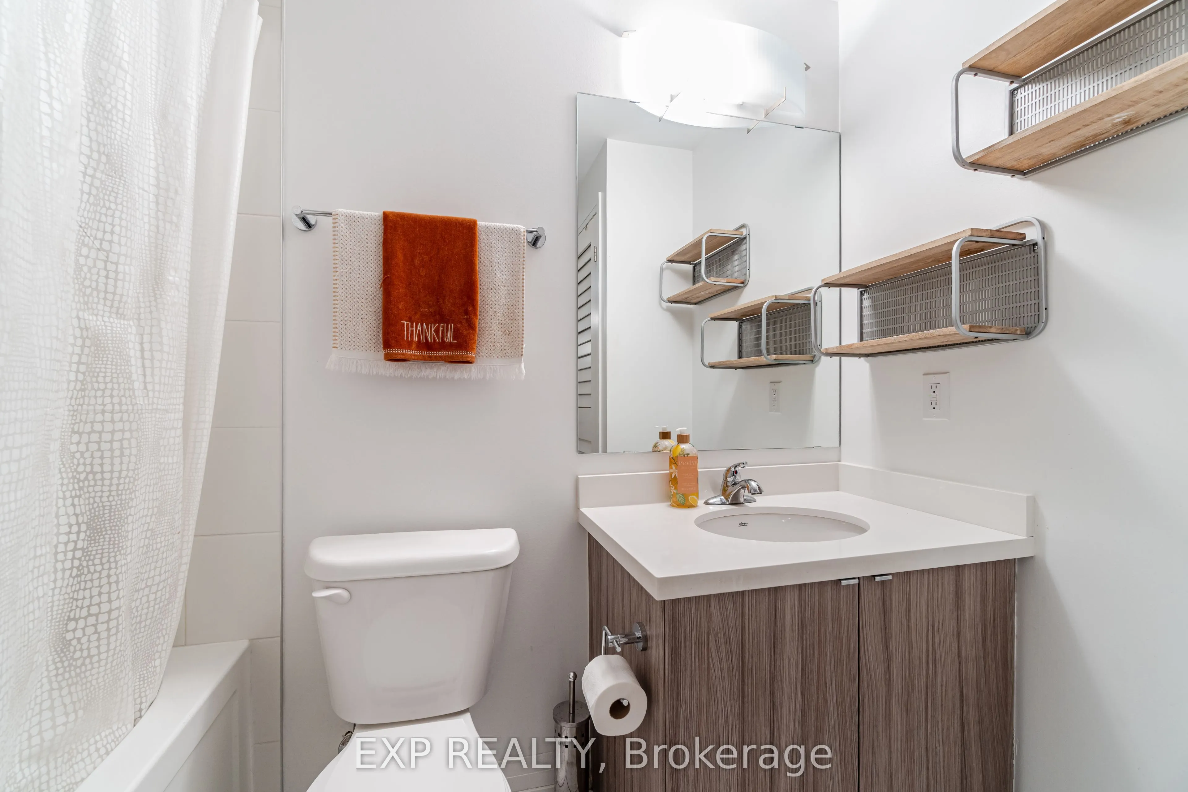 408 Browns Line, #401