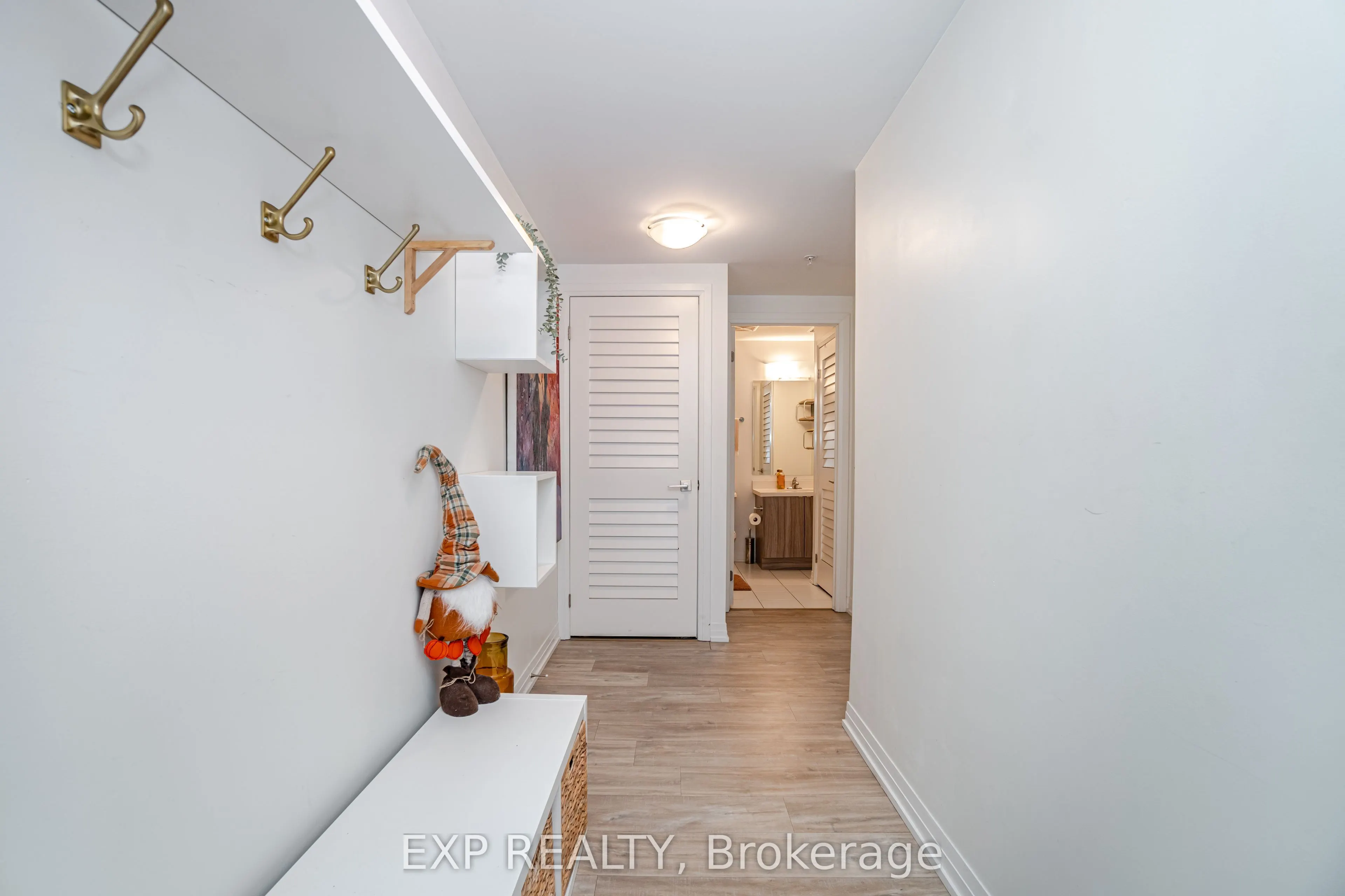 408 Browns Line, #401