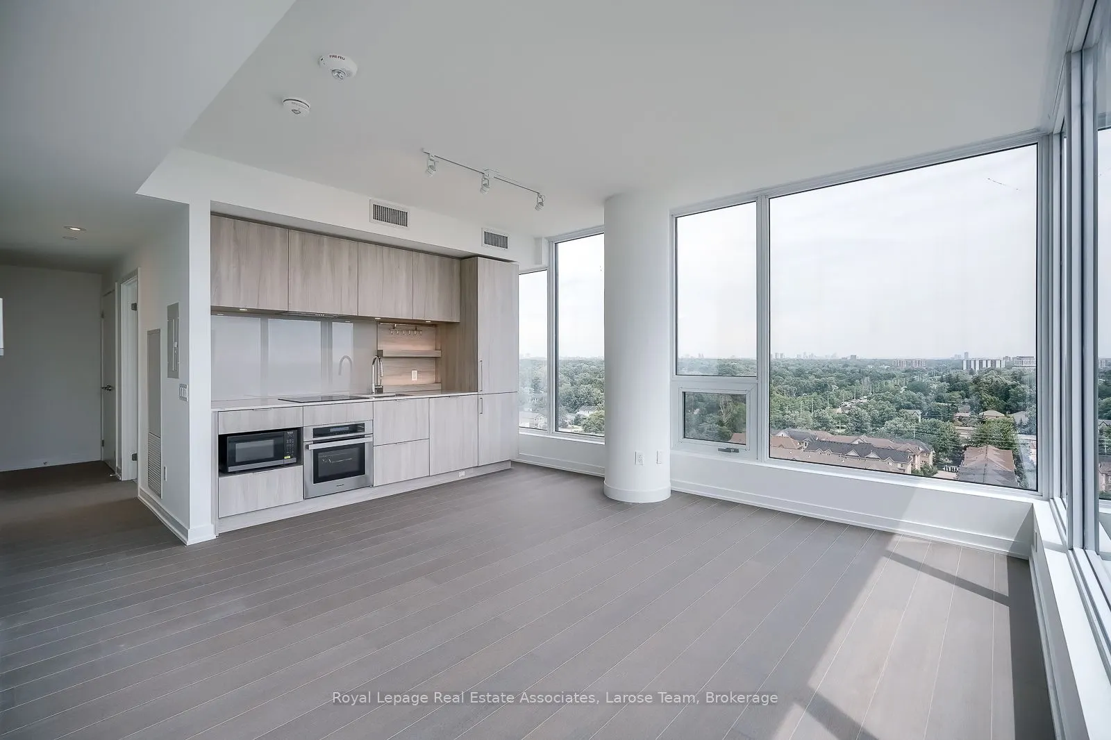28 Ann Street, #1307