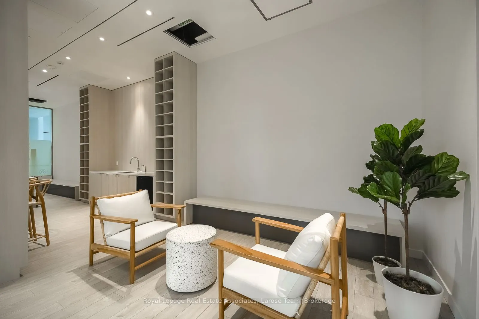 28 Ann Street, #1307
